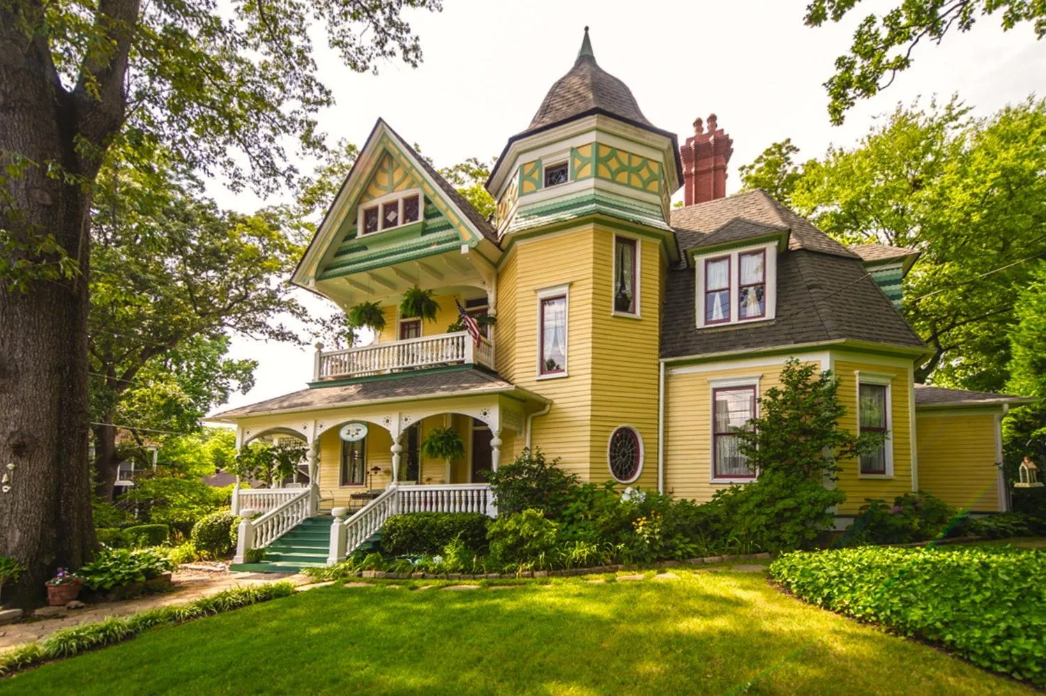 Sugar Magnolia Bed and Breakfast