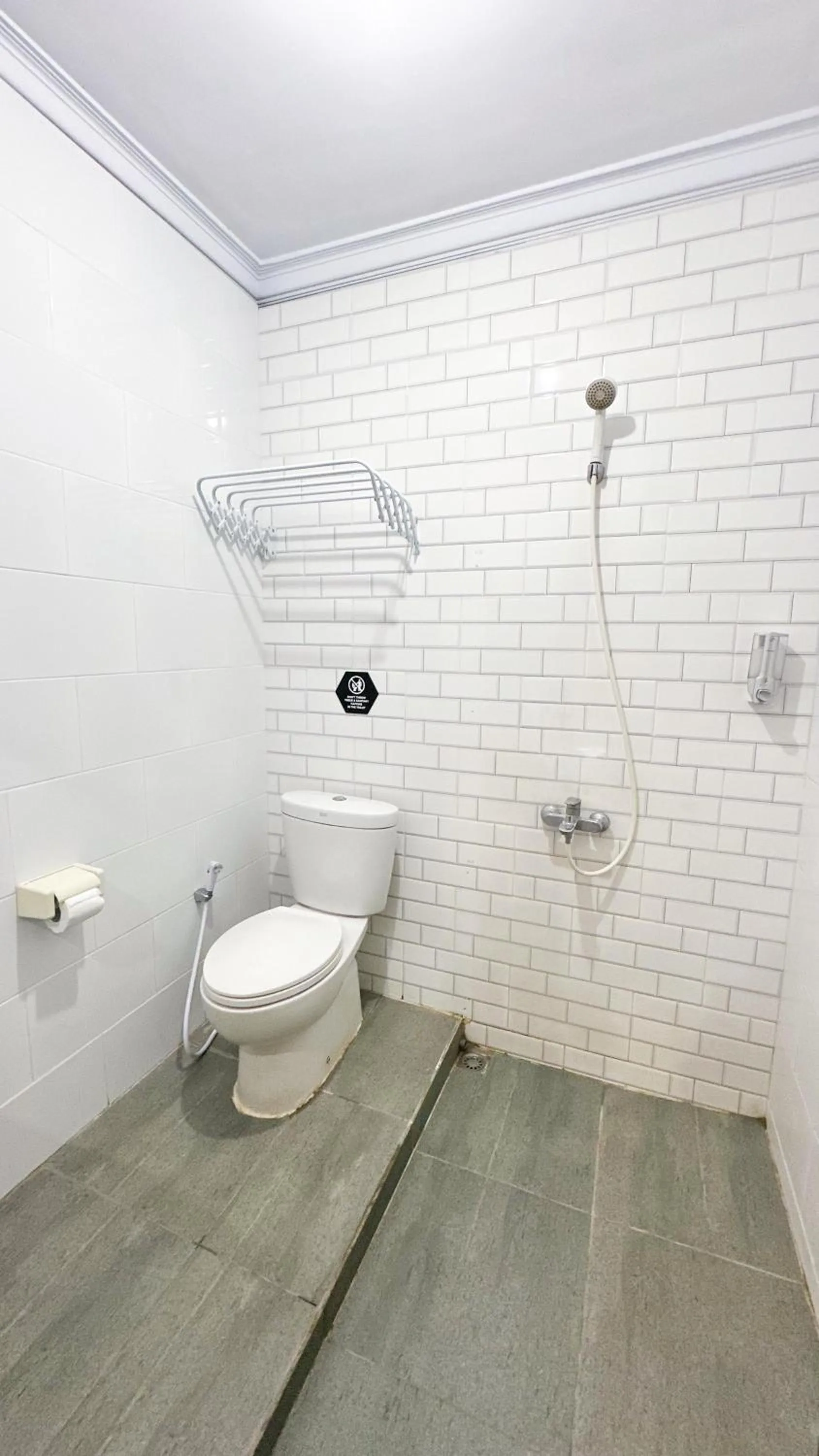 Bathroom in OstiC House