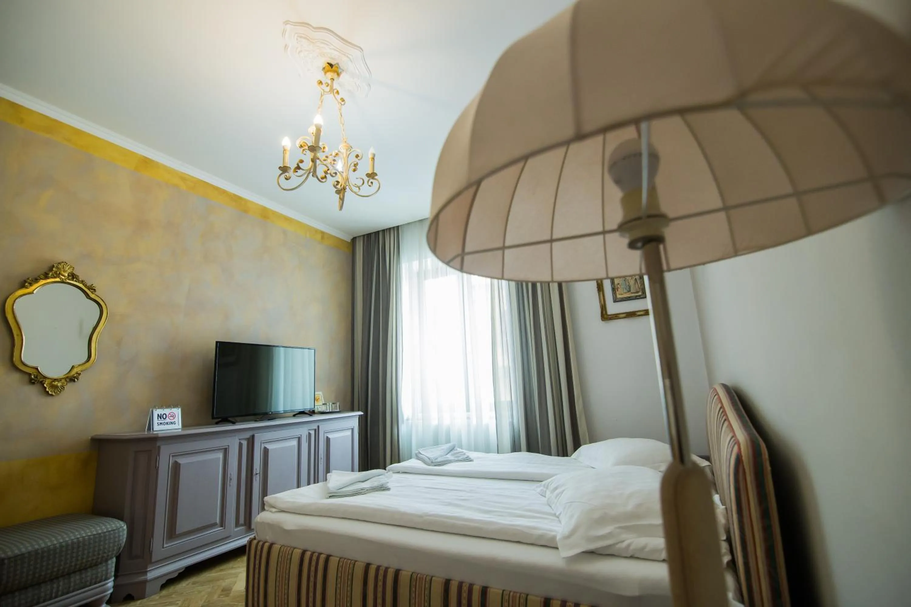 Bed in Vila Sibiu