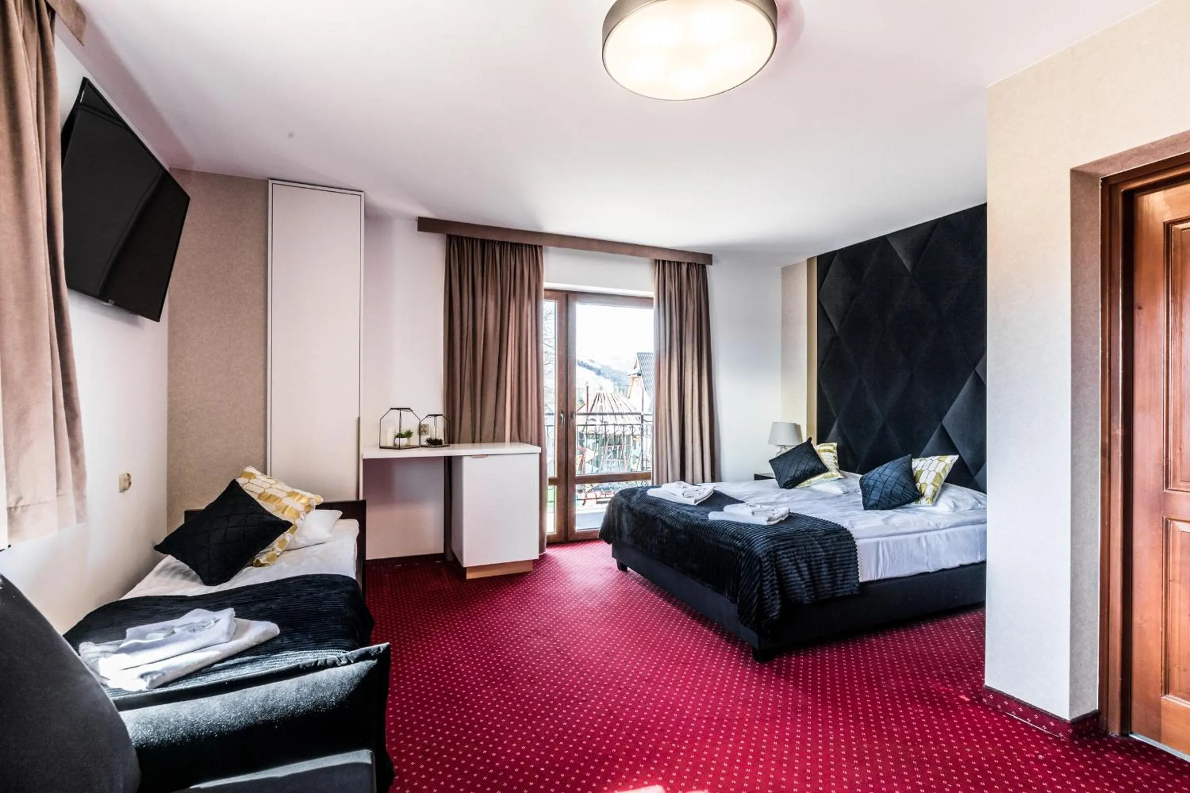 TV and multimedia, Bed in Dworek pod Giewontem - Jacuzzi & Sauna