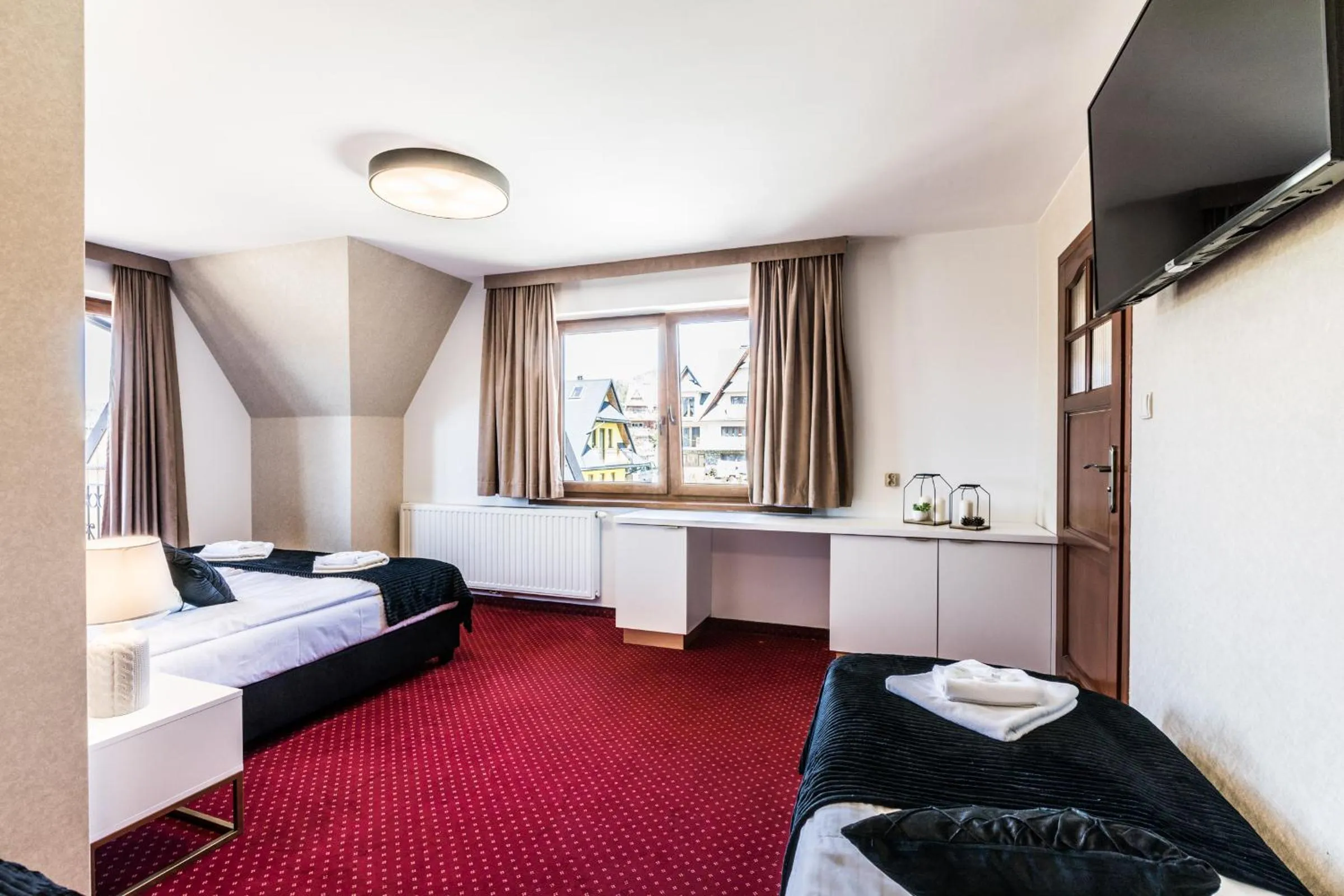 Bed in Dworek pod Giewontem - Jacuzzi & Sauna