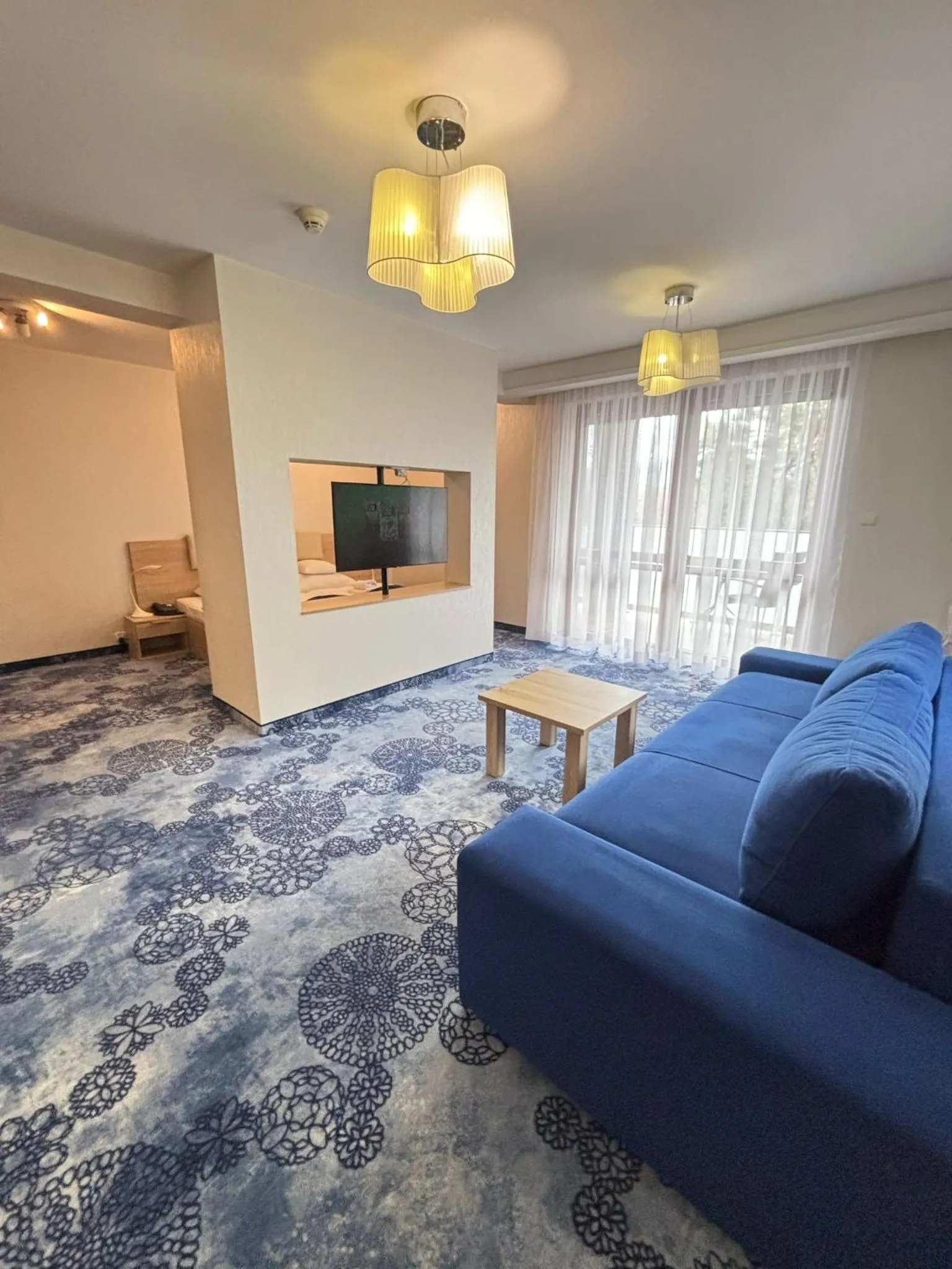 Communal lounge/ TV room in Hotel Zacisze