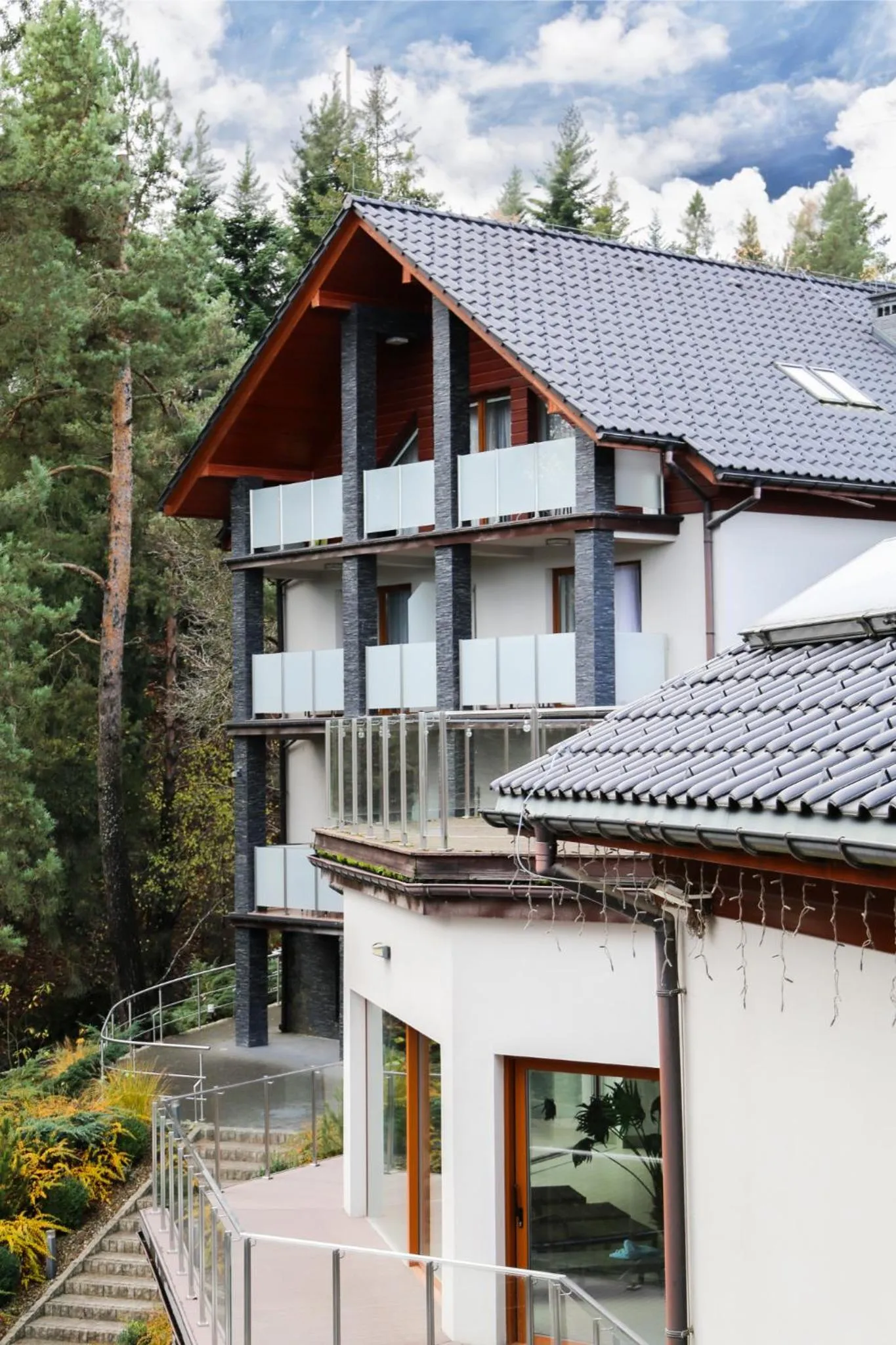 Property building in Hotel Zacisze