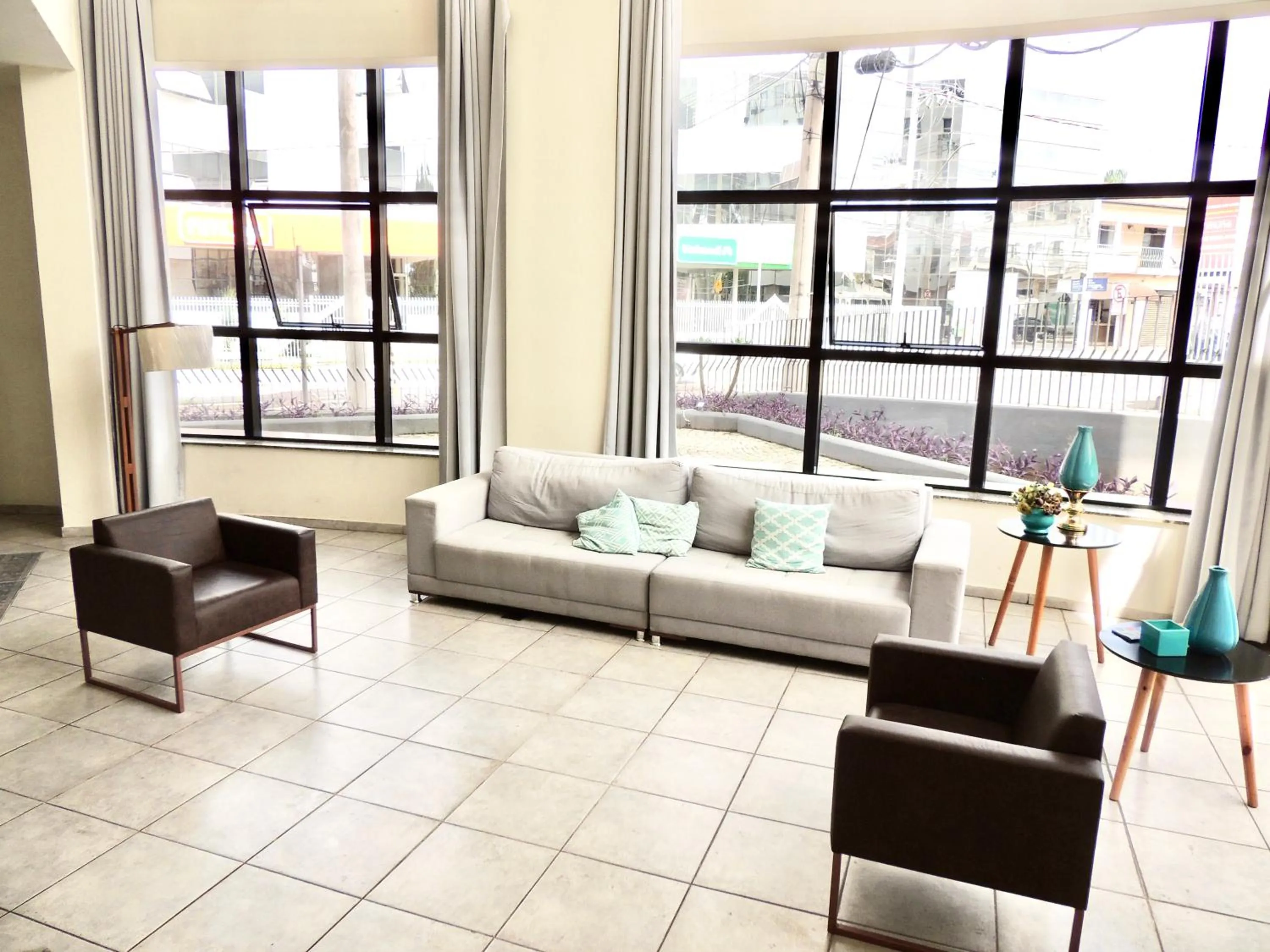 Lobby or reception in Pouso Alegre Hotel