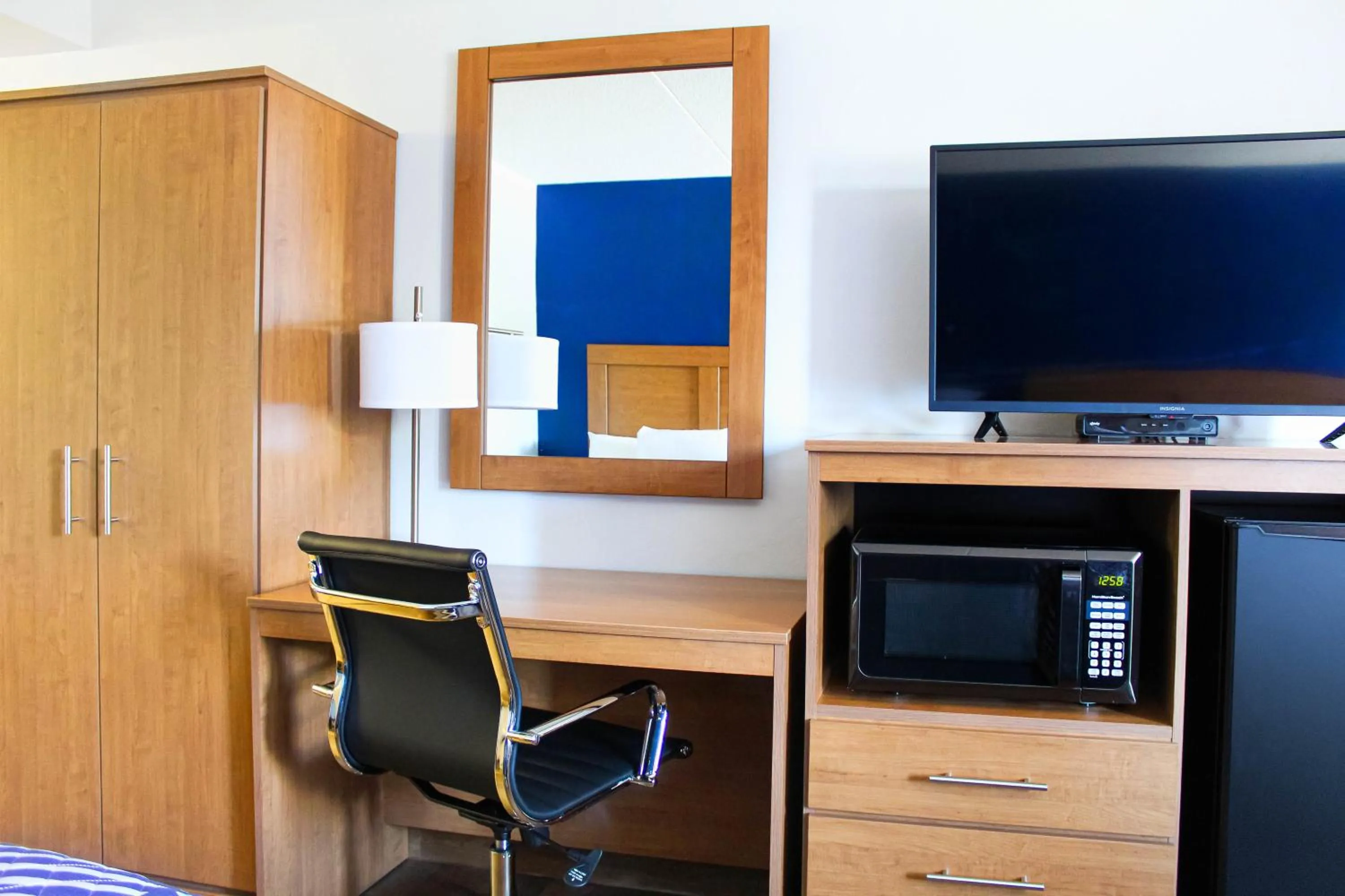 TV and multimedia in Northland Motel near University - State College, PA