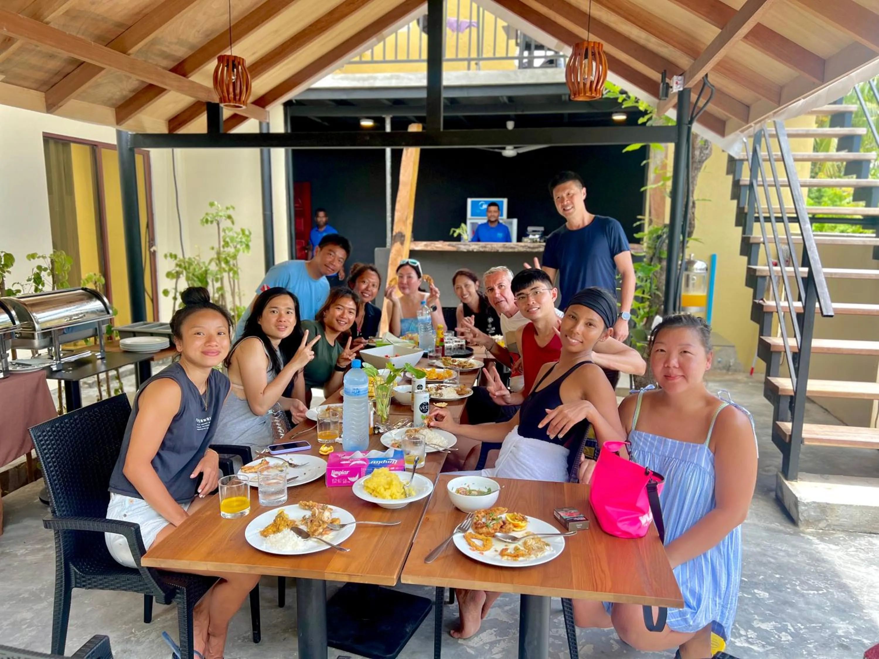 Restaurant/places to eat in Holiday Home Dhiffushi