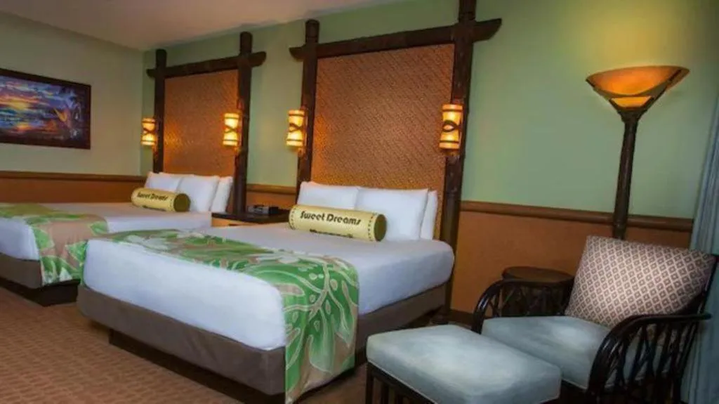 Bed in Disney's Polynesian Village Resort