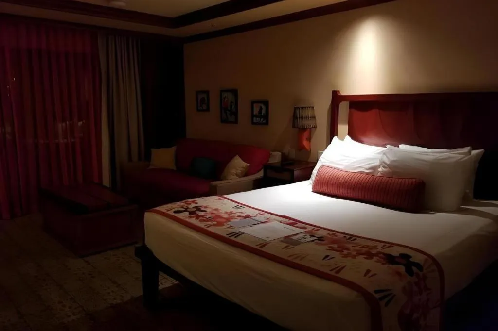Bed in Disney's Polynesian Village Resort