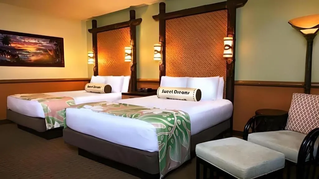 Bed in Disney's Polynesian Village Resort