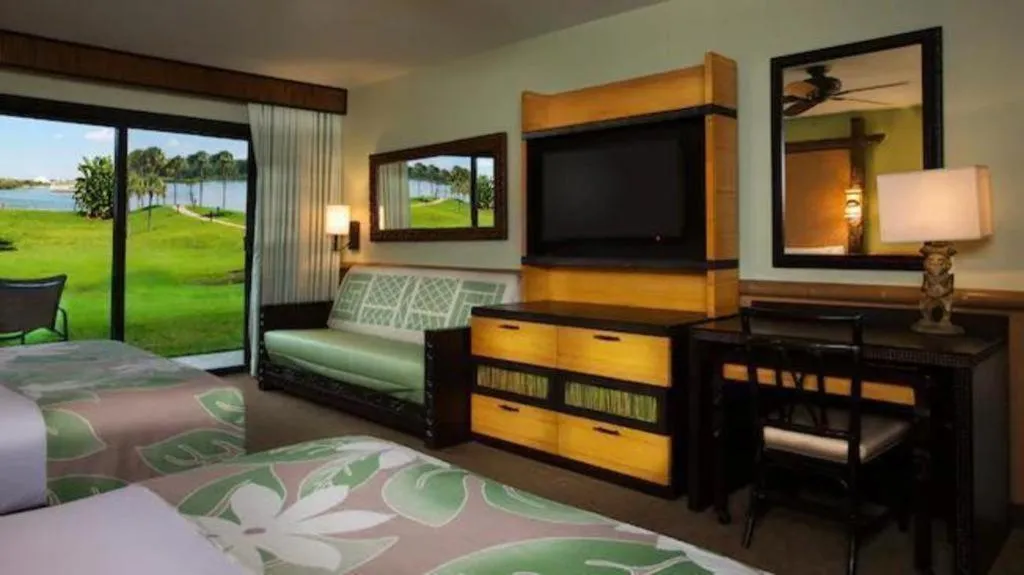 Bed in Disney's Polynesian Village Resort
