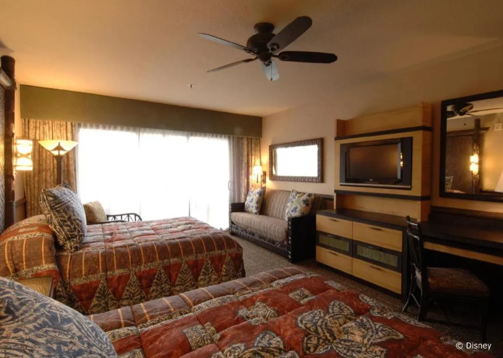 Bed in Disney's Polynesian Village Resort