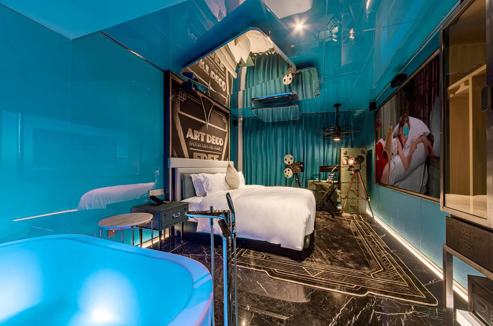 Photo of the whole room in Movietel Hangzhou