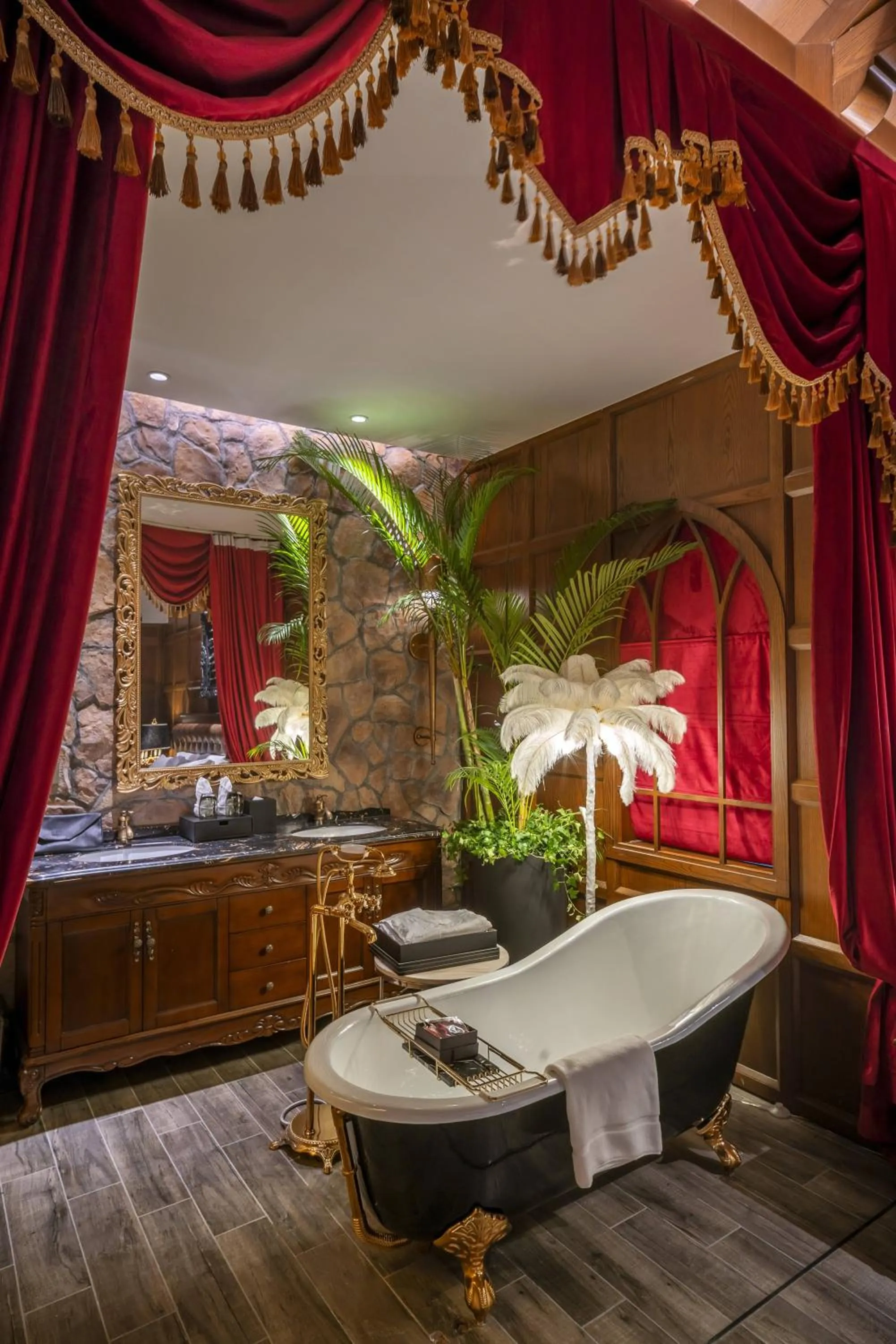 Hot Tub in Movietel Hangzhou