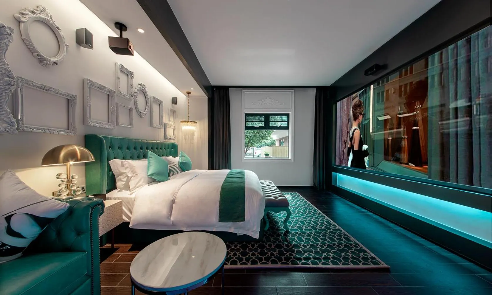 Photo of the whole room in Movietel Hangzhou