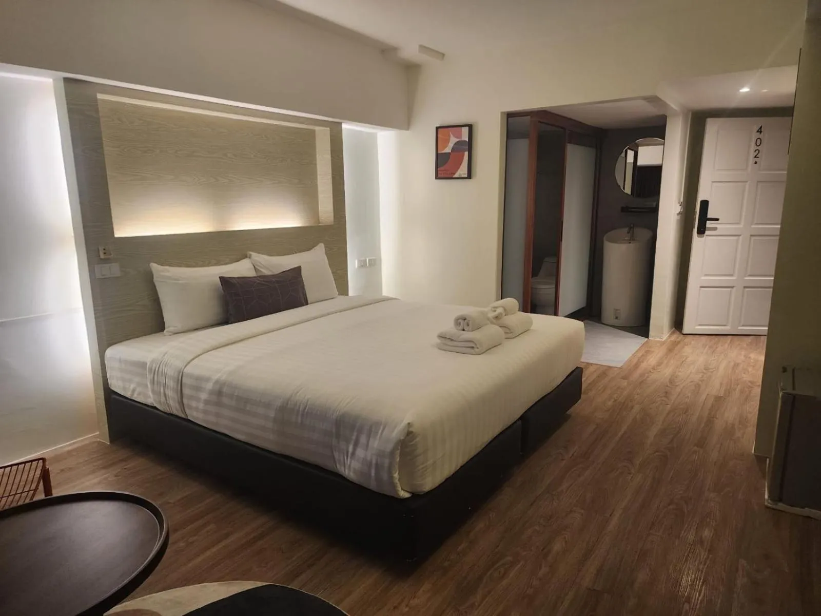 Bed in Gecko EYE Hotel