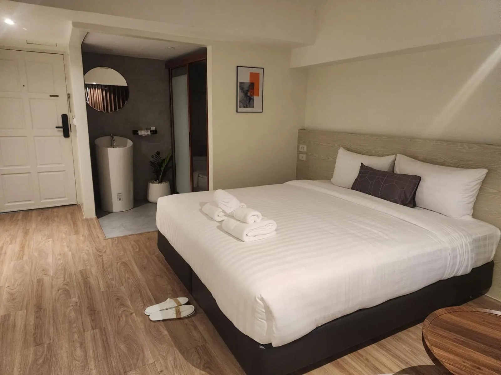 Bed in Gecko EYE Hotel