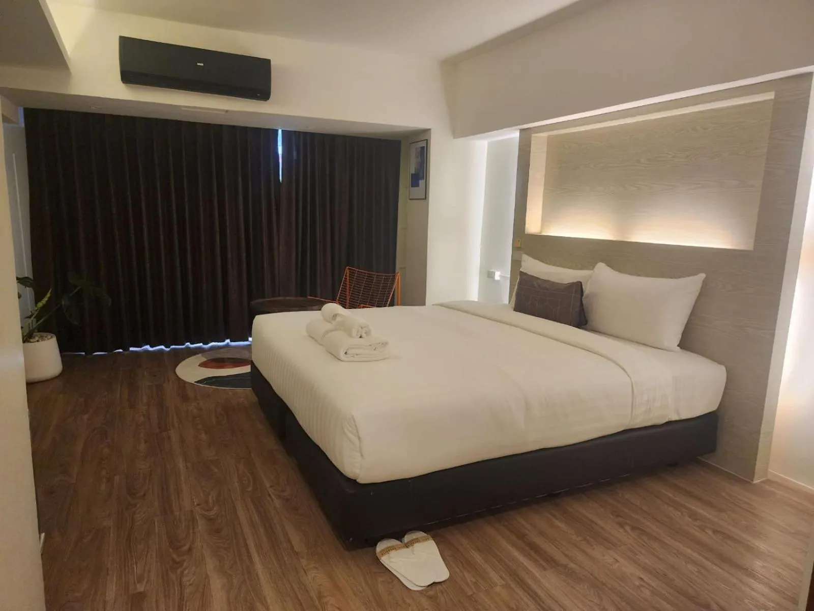 Bed in Gecko EYE Hotel