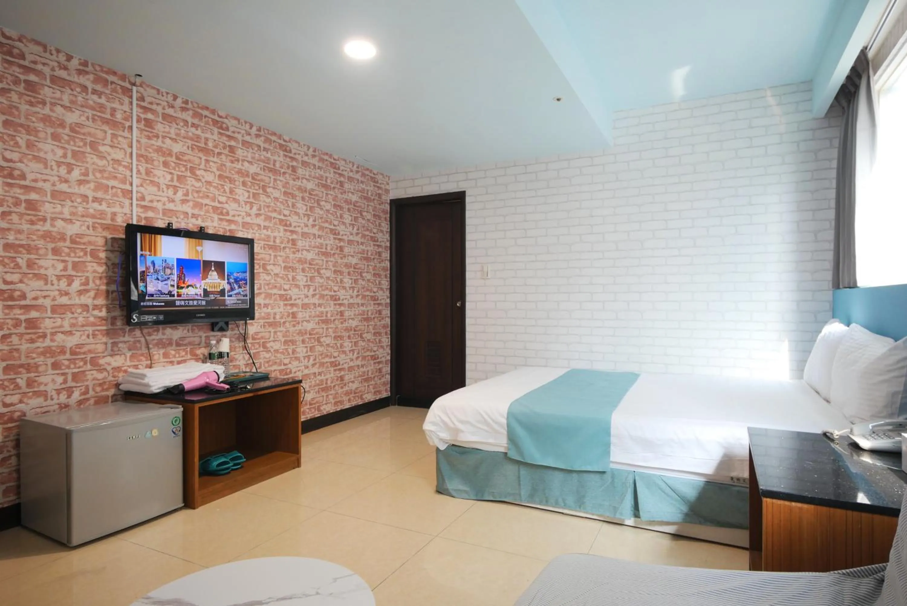 Bed in I Hi Loveriver Hotel