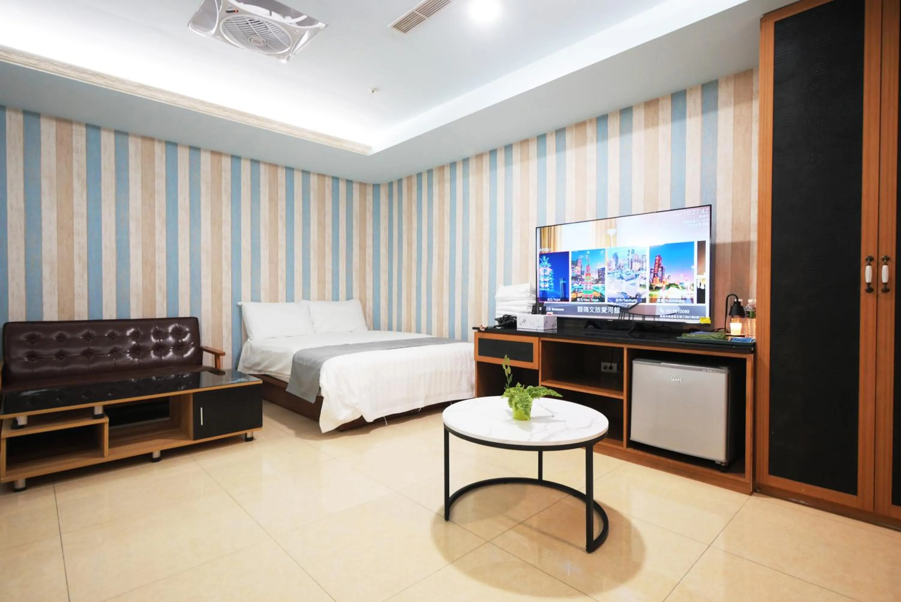 Bed in I Hi Loveriver Hotel