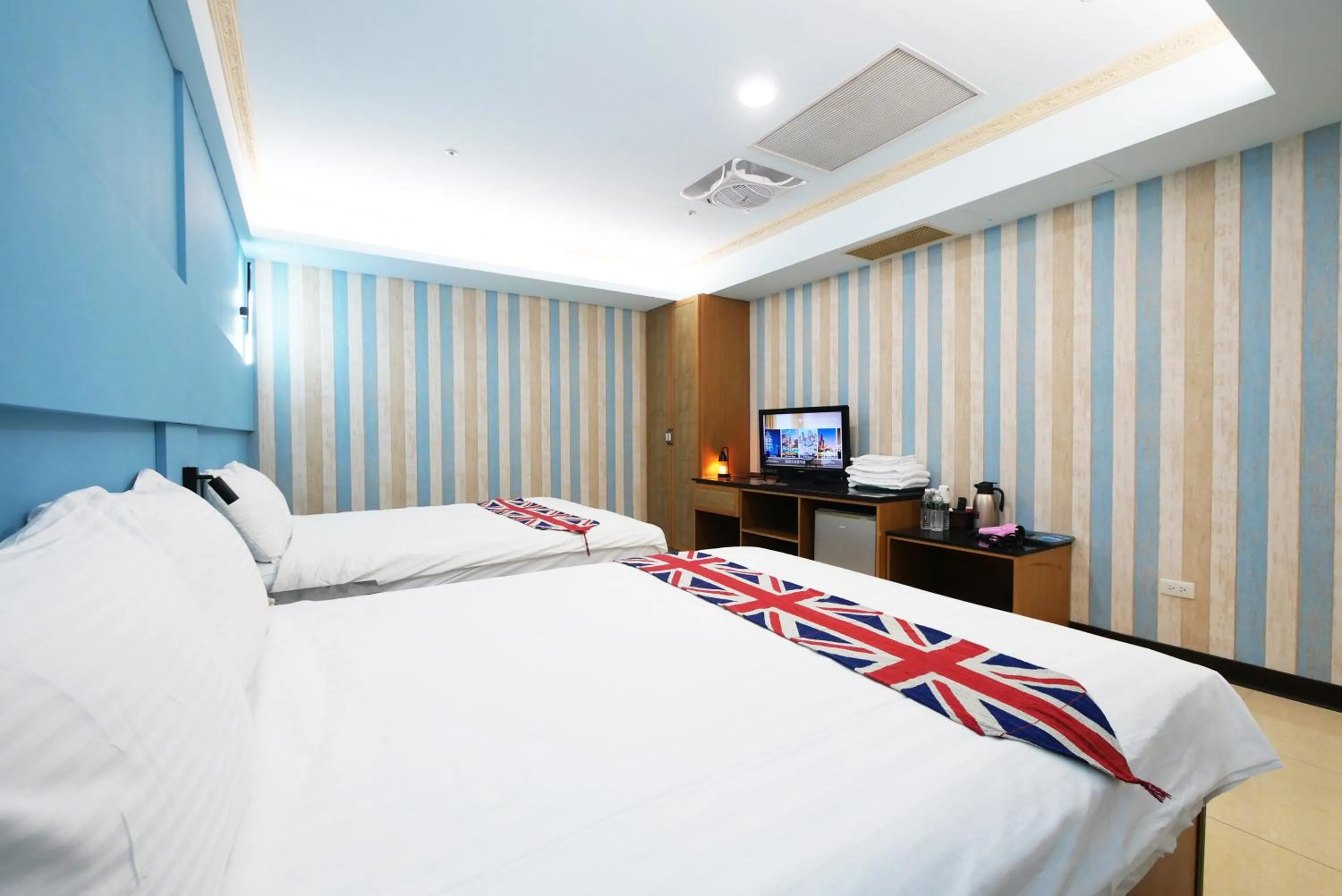 Bed in I Hi Loveriver Hotel