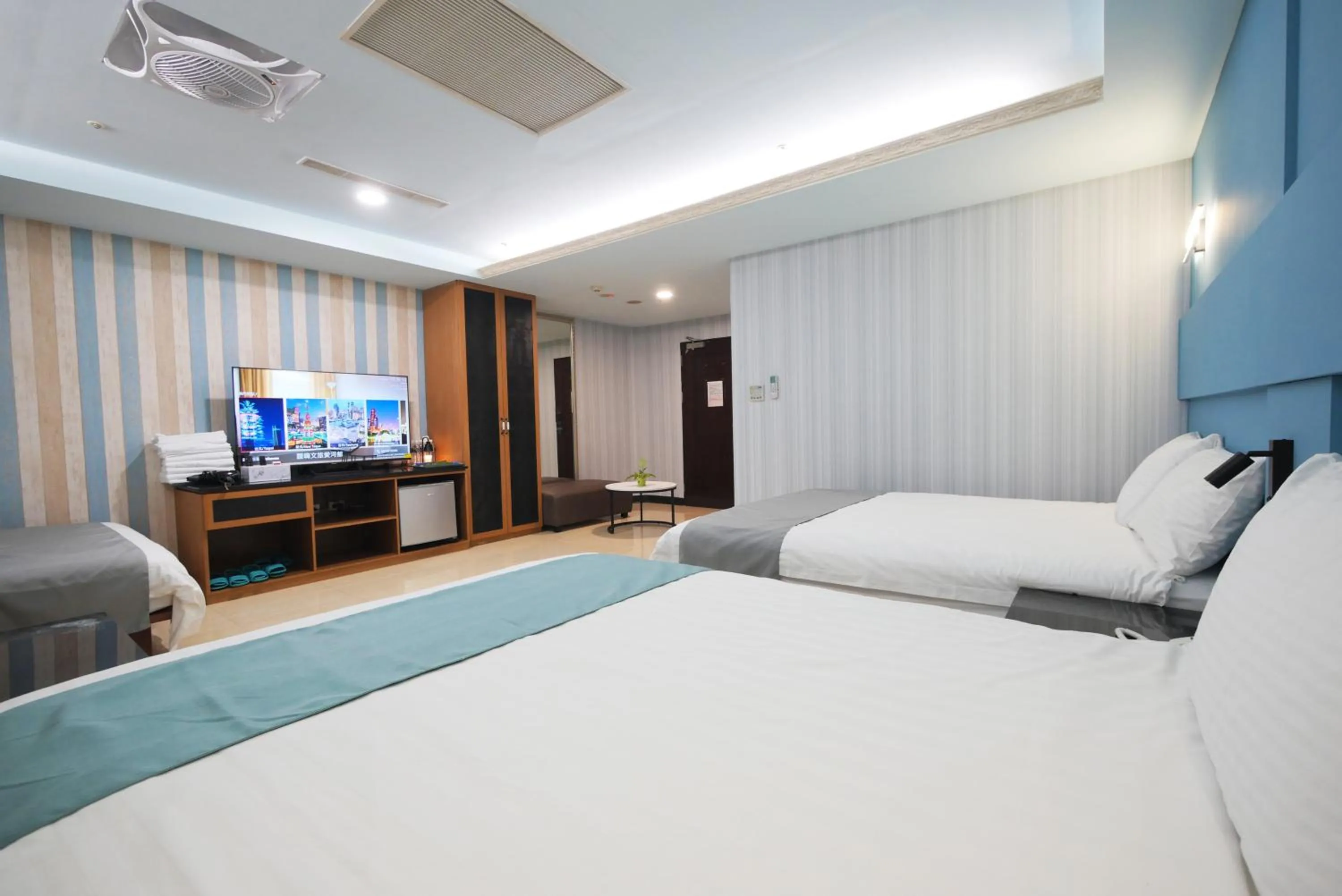 Bed in I Hi Loveriver Hotel