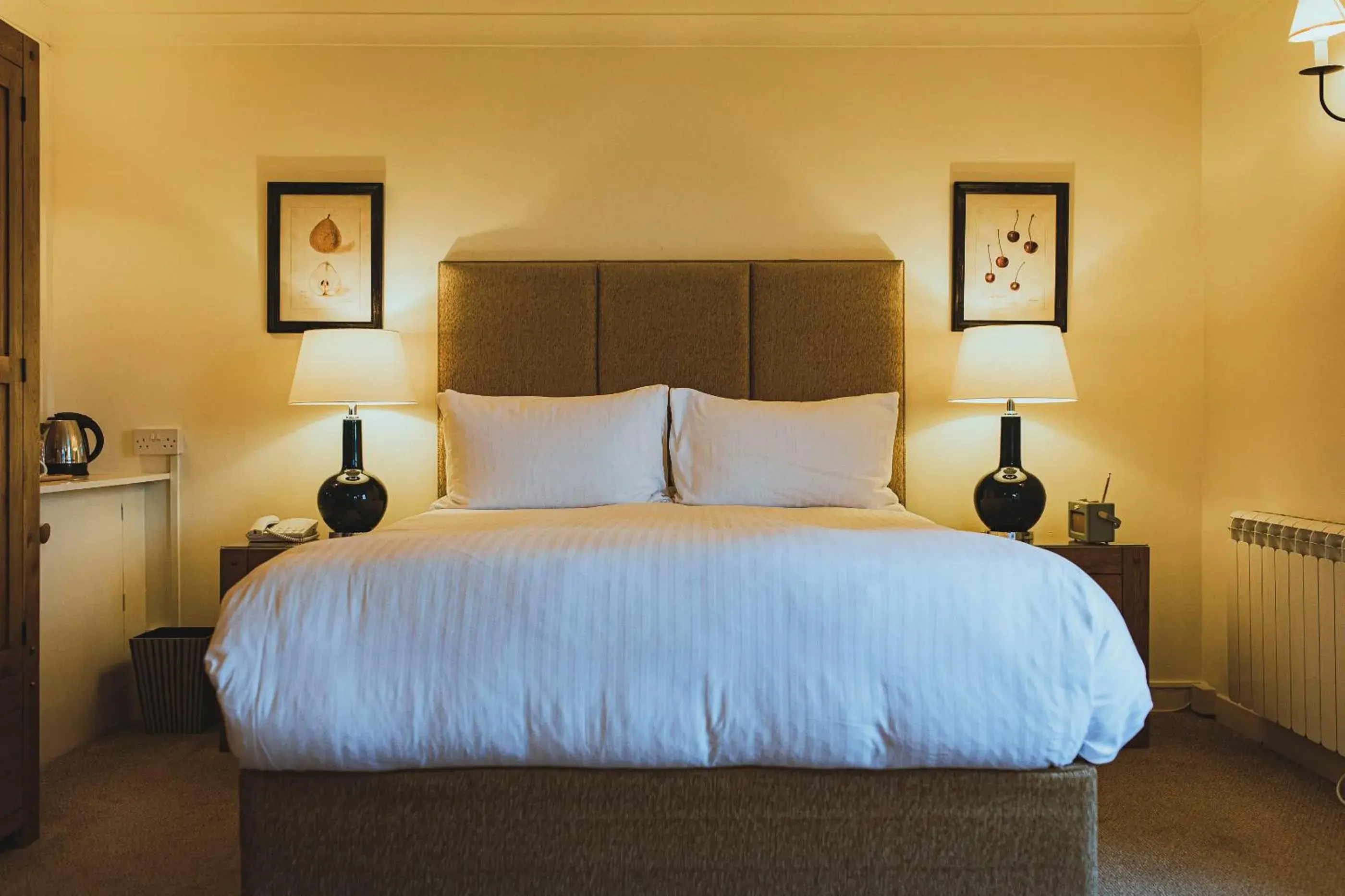 Superior Double Room in The Pierhouse Hotel Superior Double Room in The Pierhouse Hotel