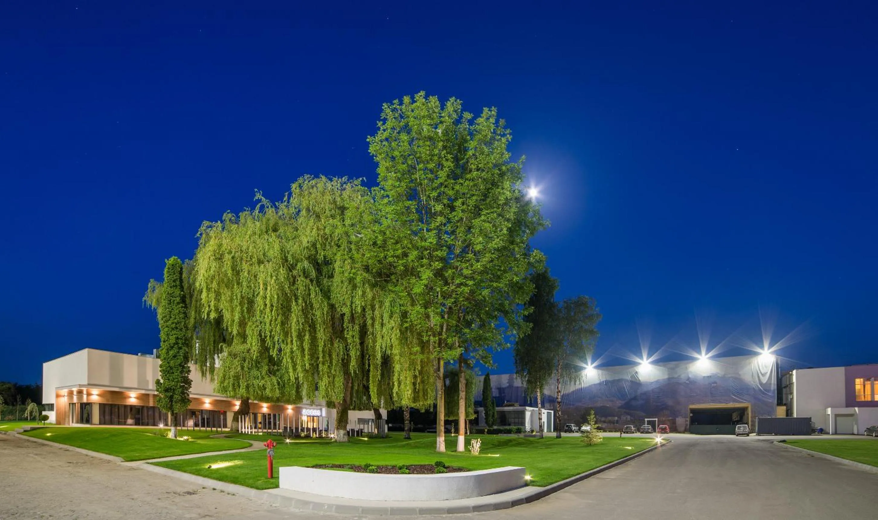 Night in Hotel Lux Divina