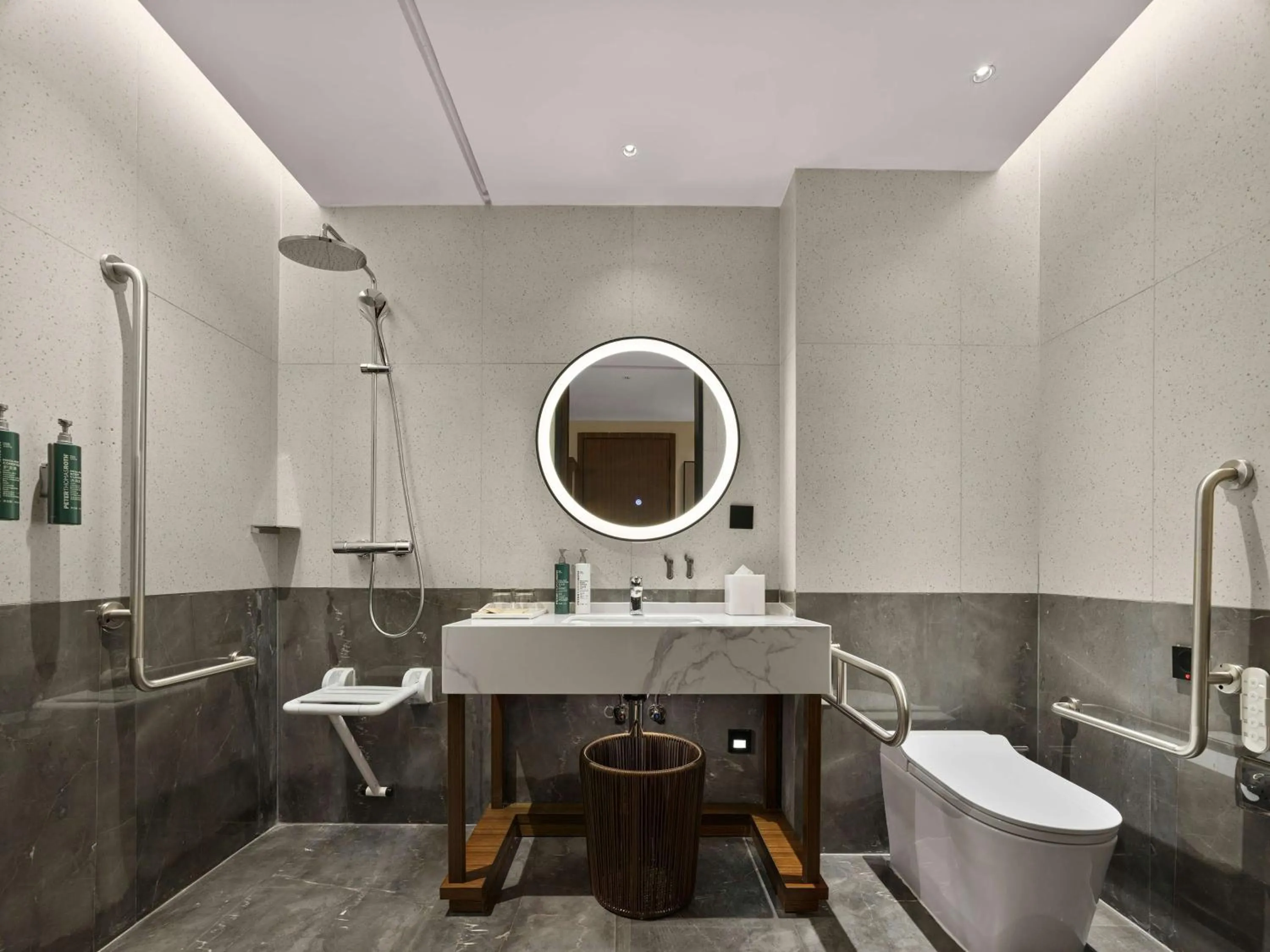 Bathroom in Hilton Garden Inn Datong Pingcheng