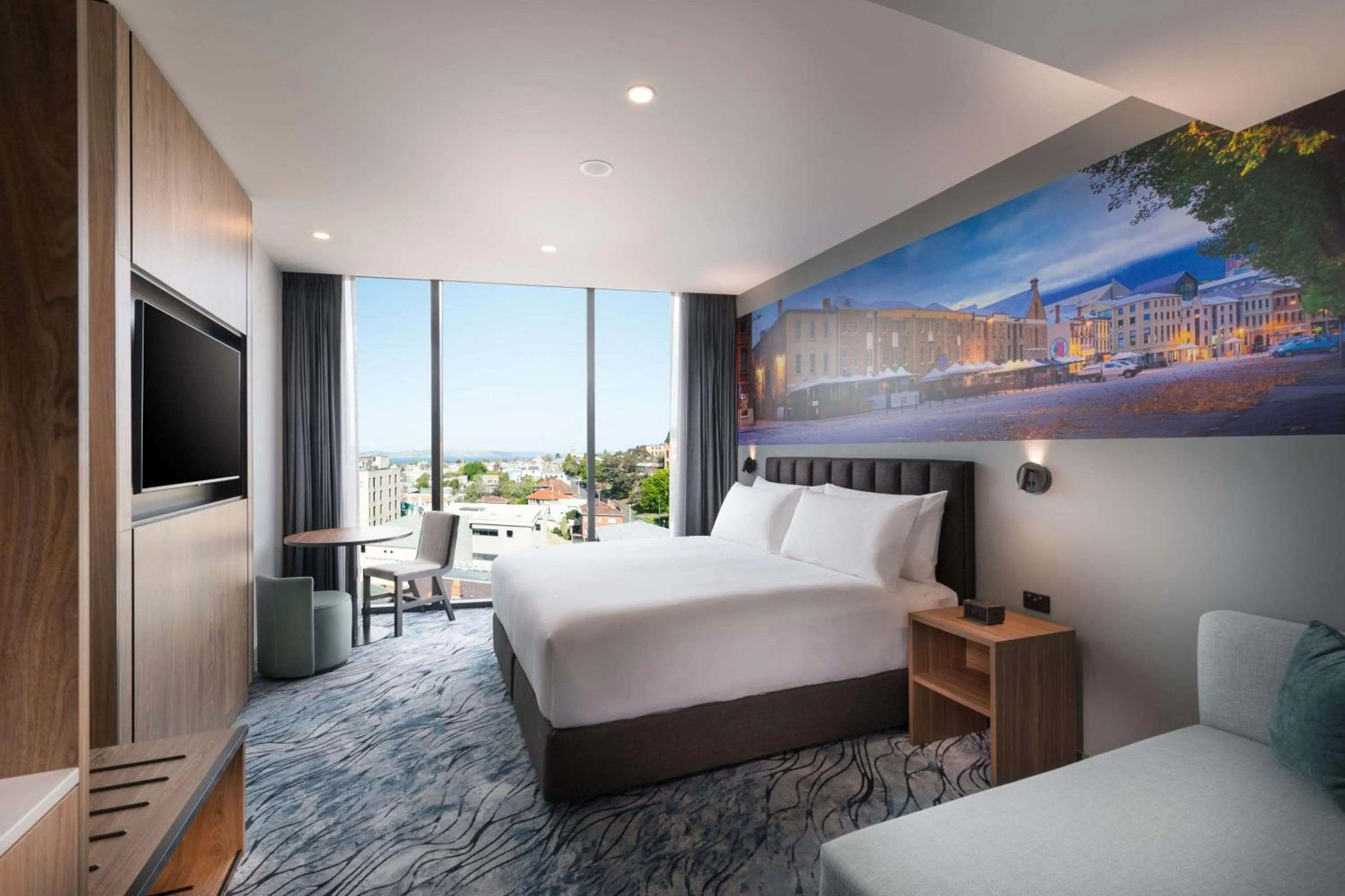 Bed in DoubleTree by Hilton Hobart