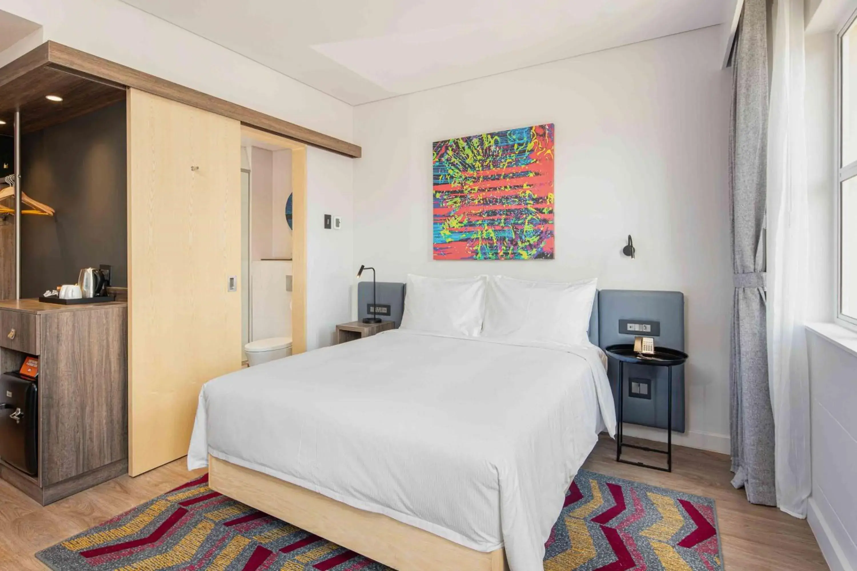 Queen Room in Hampton By Hilton Sandton Grayston Queen Room in Hampton By Hilton Sandton Grayston