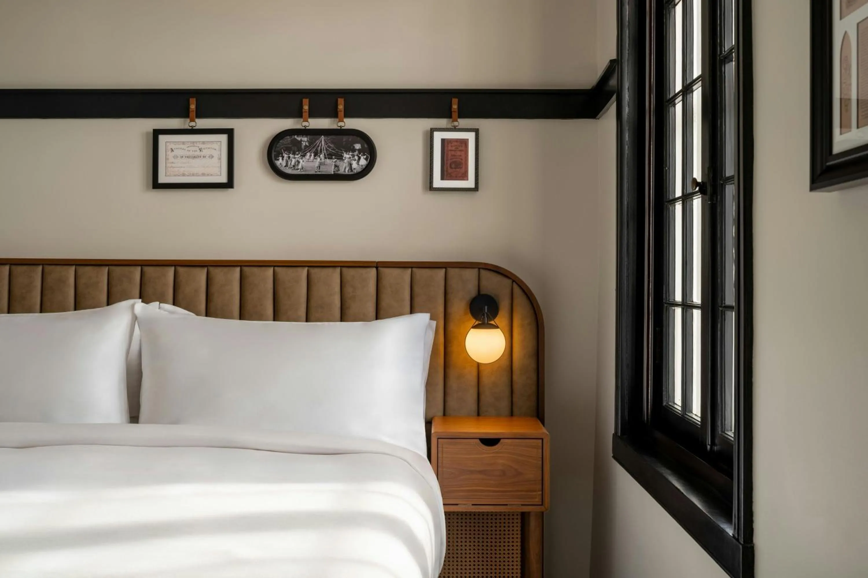 Photo of the whole room, Bed in Visitation Hotel Fredrick, a Tribute Portfolio Hotel