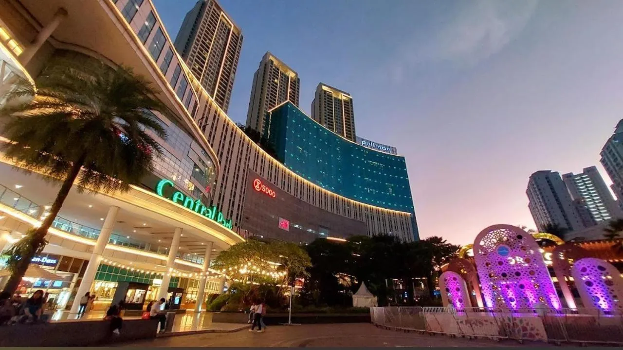 Property building in Eisei House