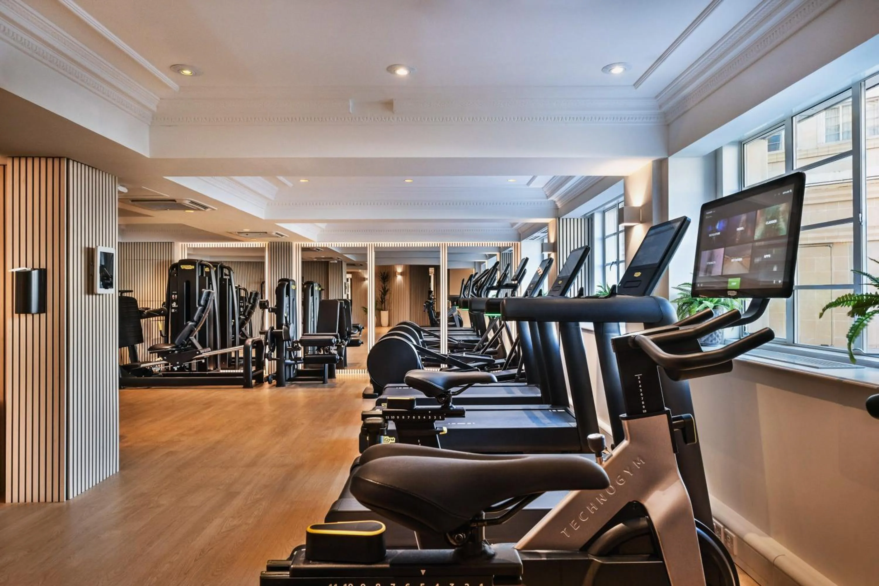 Fitness centre/facilities in The Level at Melia White House