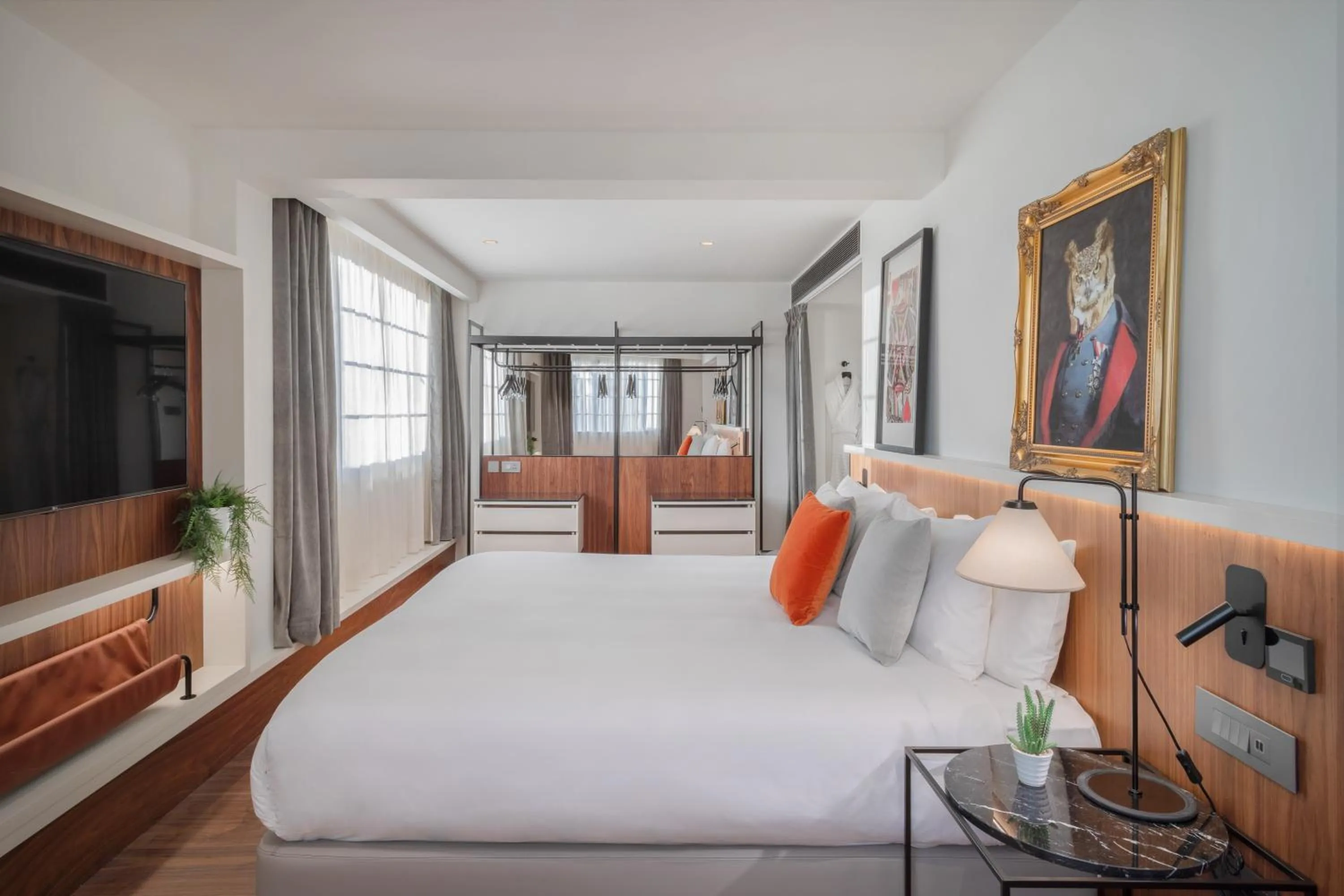 TV and multimedia, Bed in The Level at Melia White House