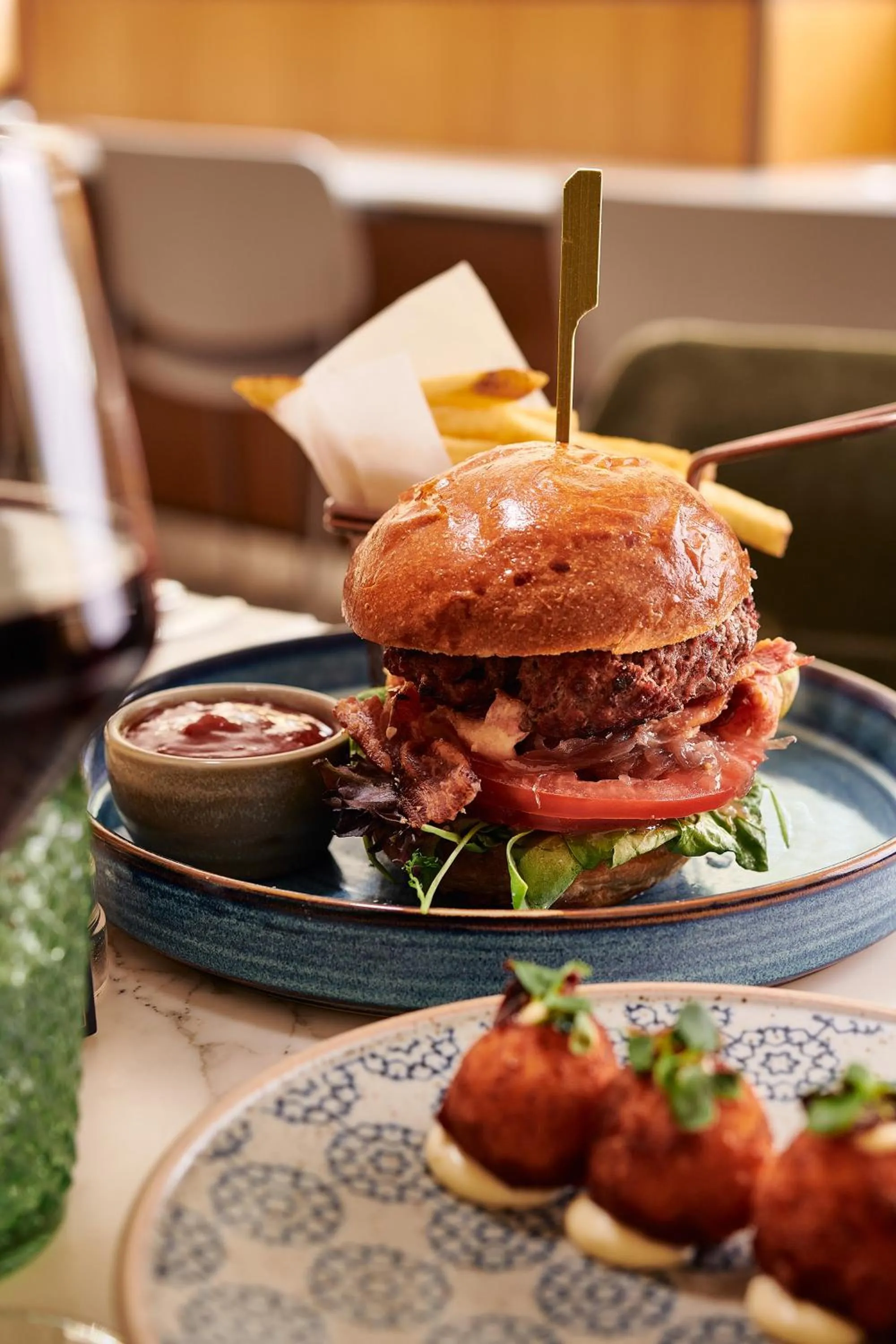 Restaurant/places to eat in The Level at Melia White House