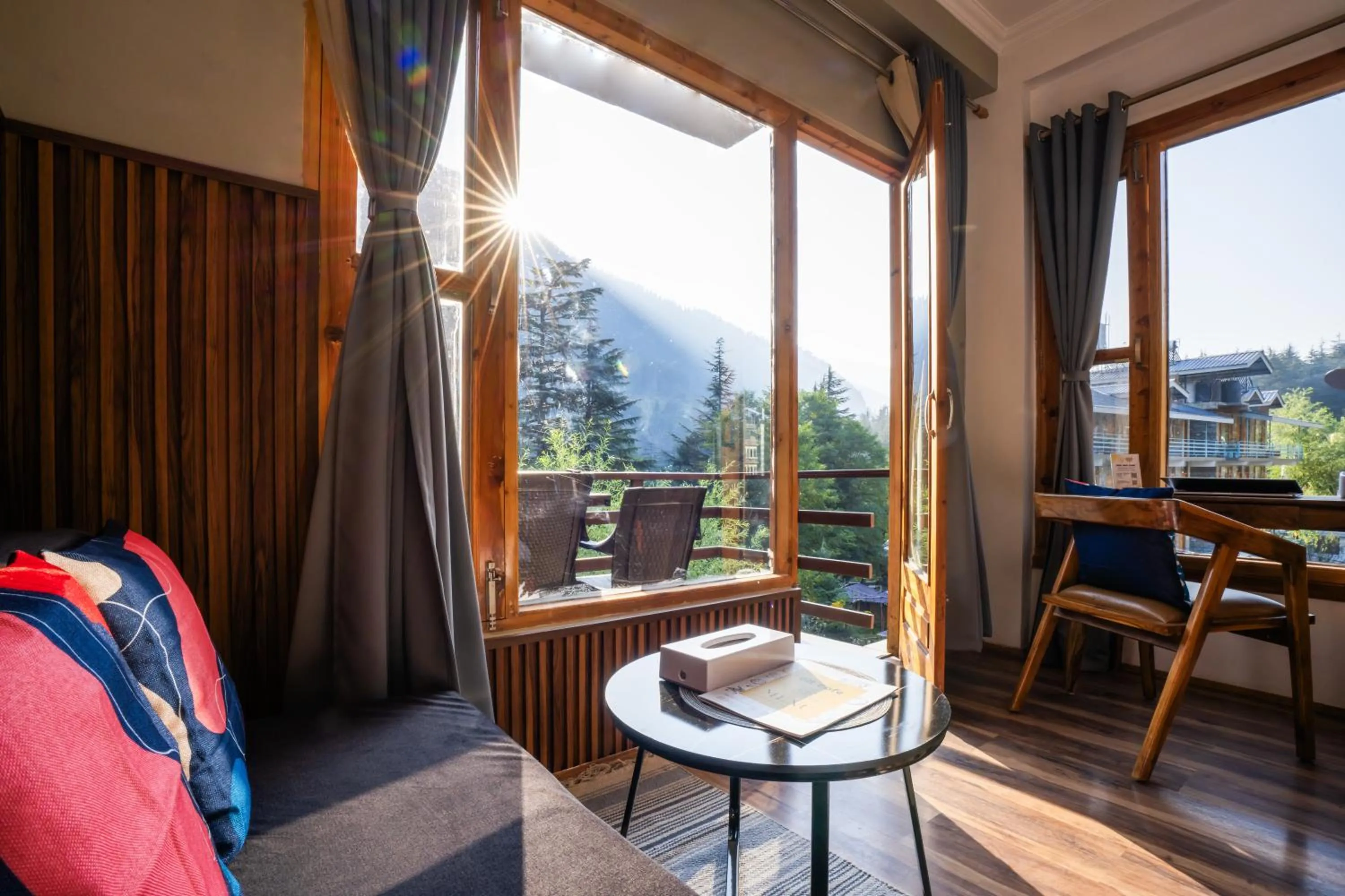 Balcony/Terrace in Alt Life Manali, Old Manali
