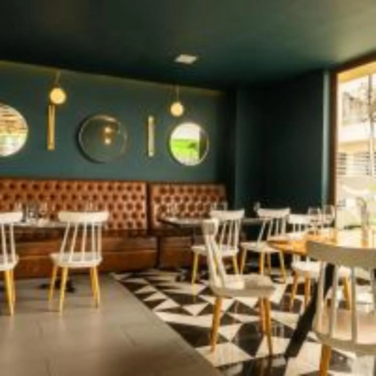 Restaurant/places to eat in Quo Quality Hotel