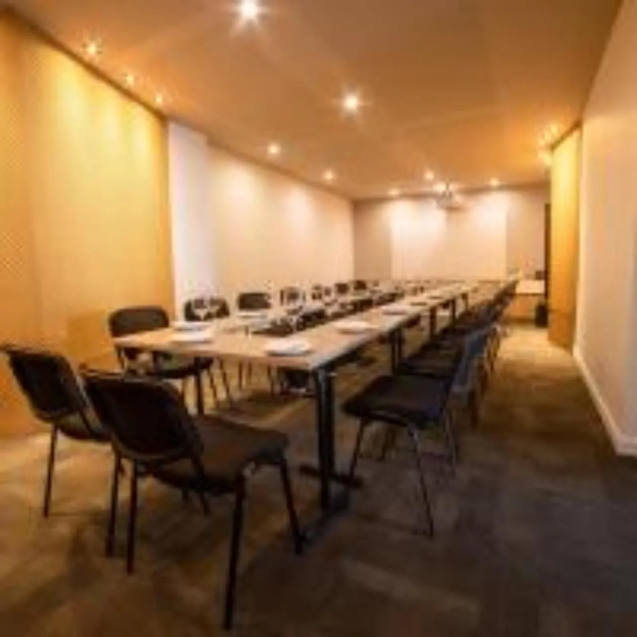 Meeting/conference room in Quo Quality Hotel