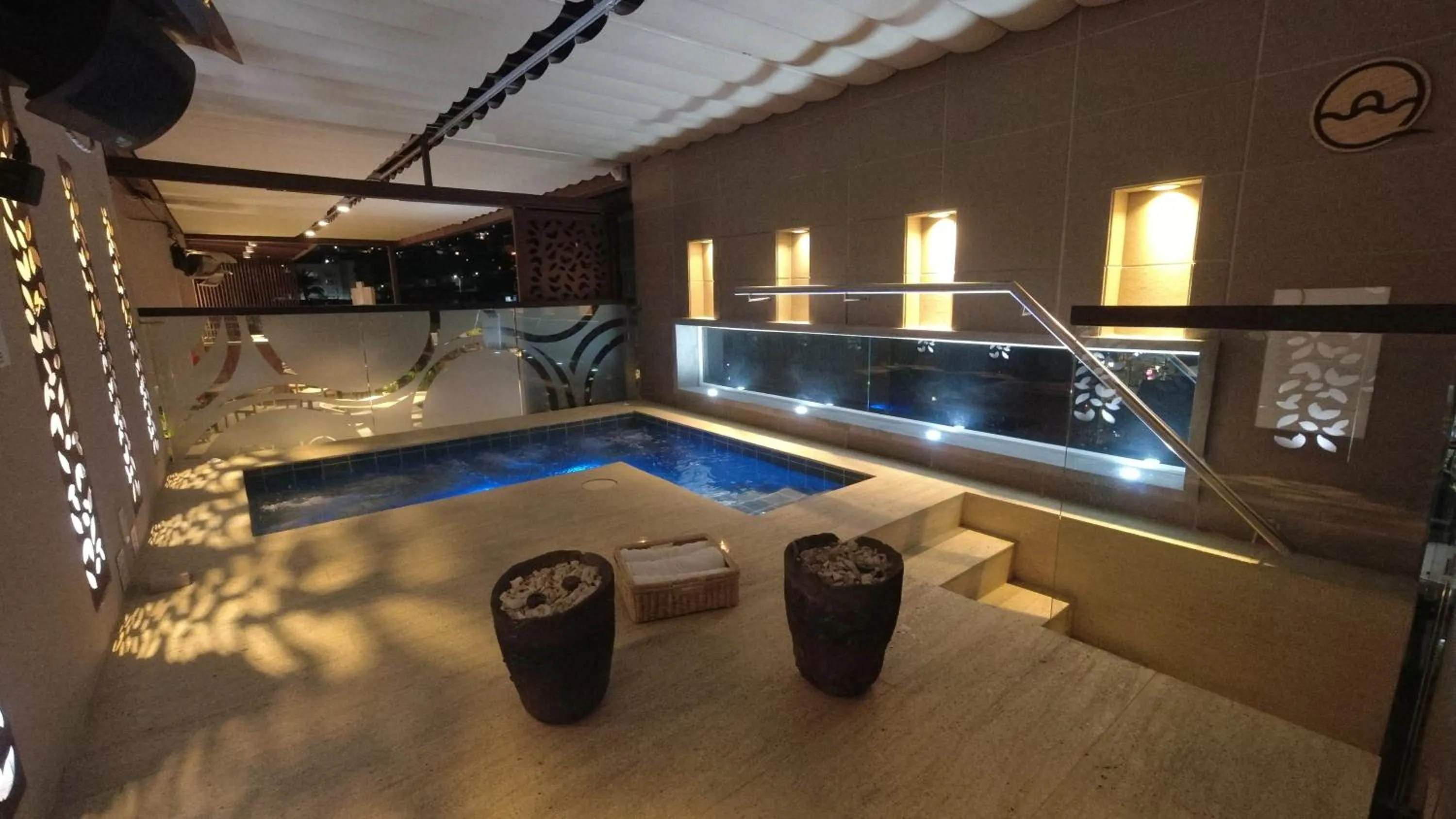 Hot Tub in Quo Quality Hotel