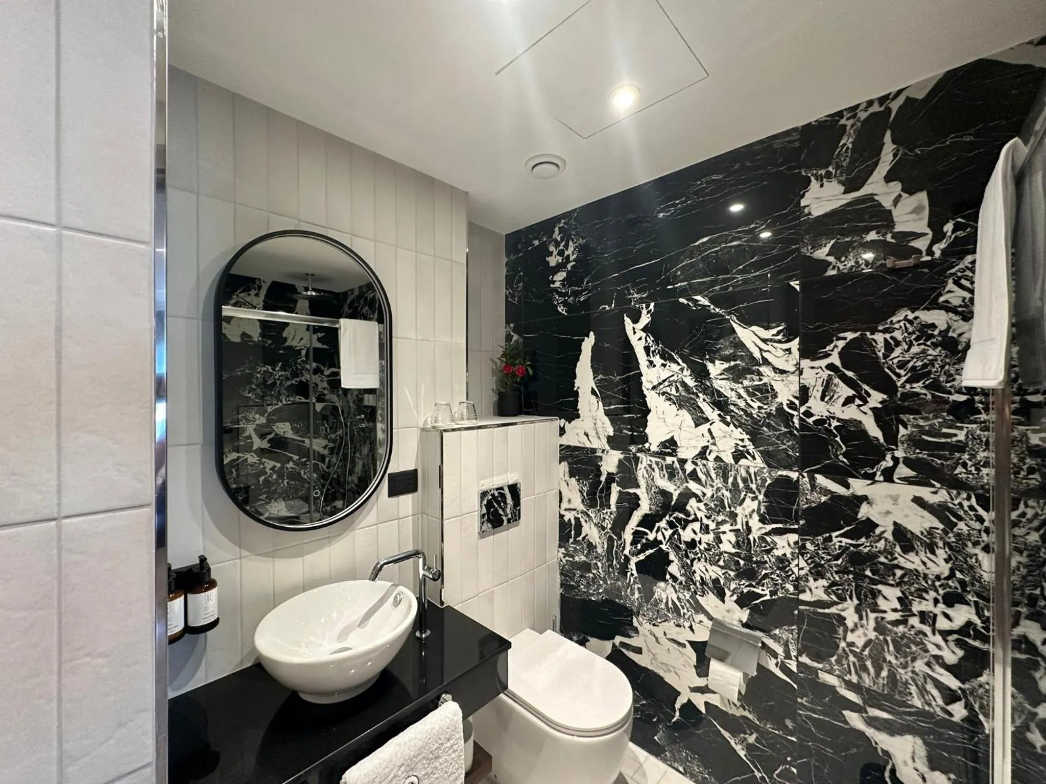 Bathroom in Royale Sainte Hélène Boutique Hotel