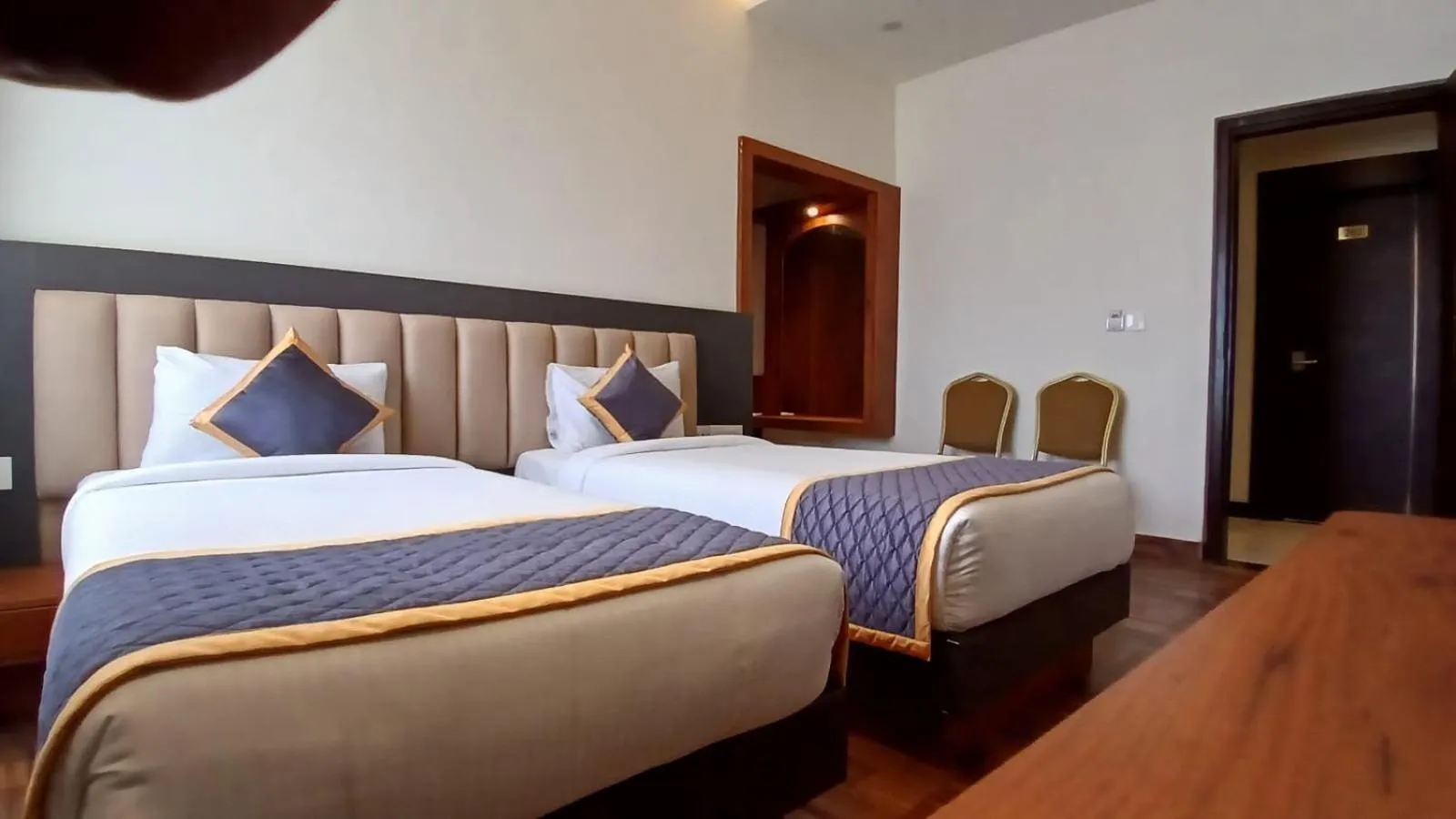 Bed in PPH Living Rajathagiri Palace Premium Rooms