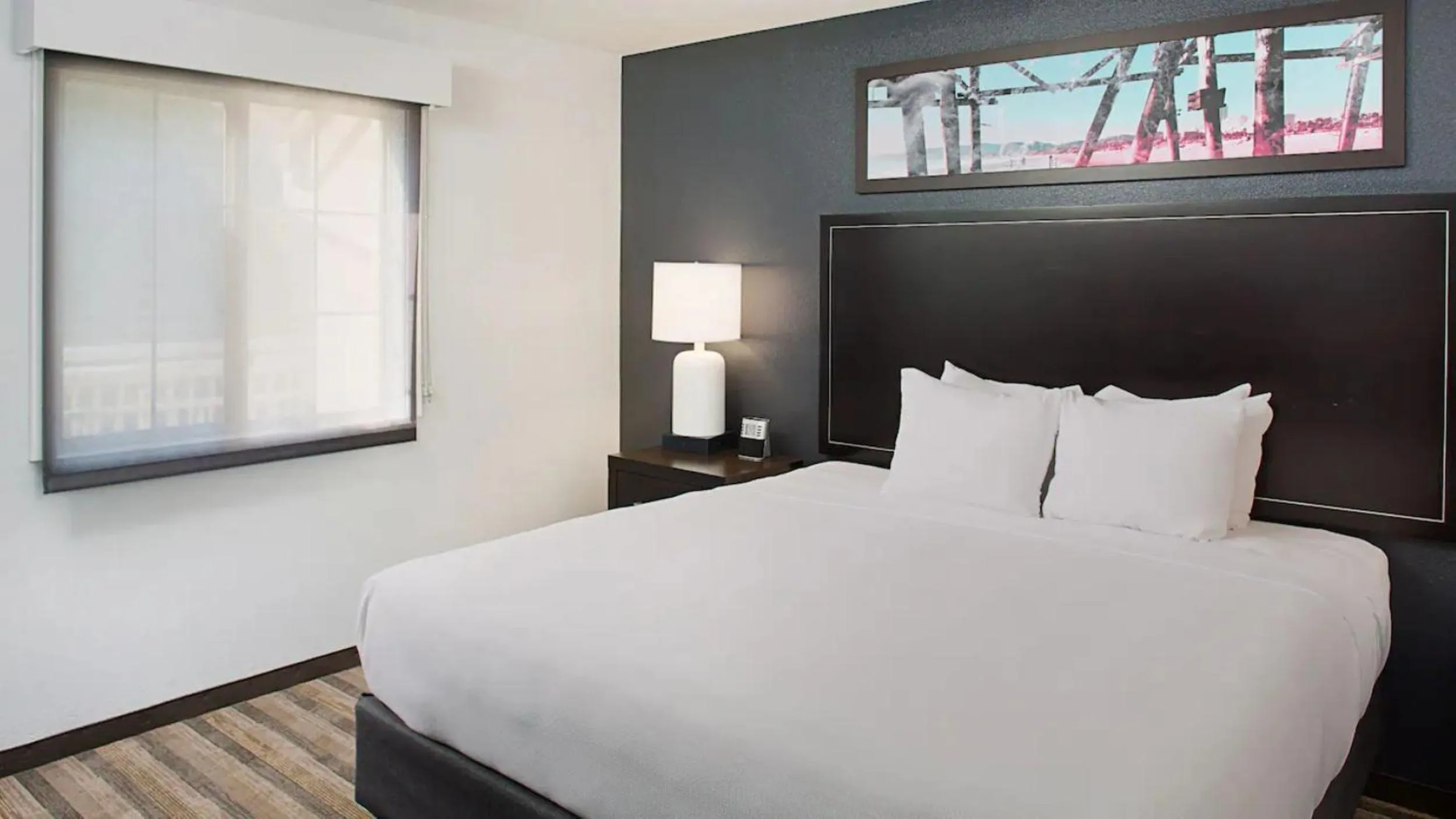 Bedroom, Bed in Hyatt House Dallas Las Colinas