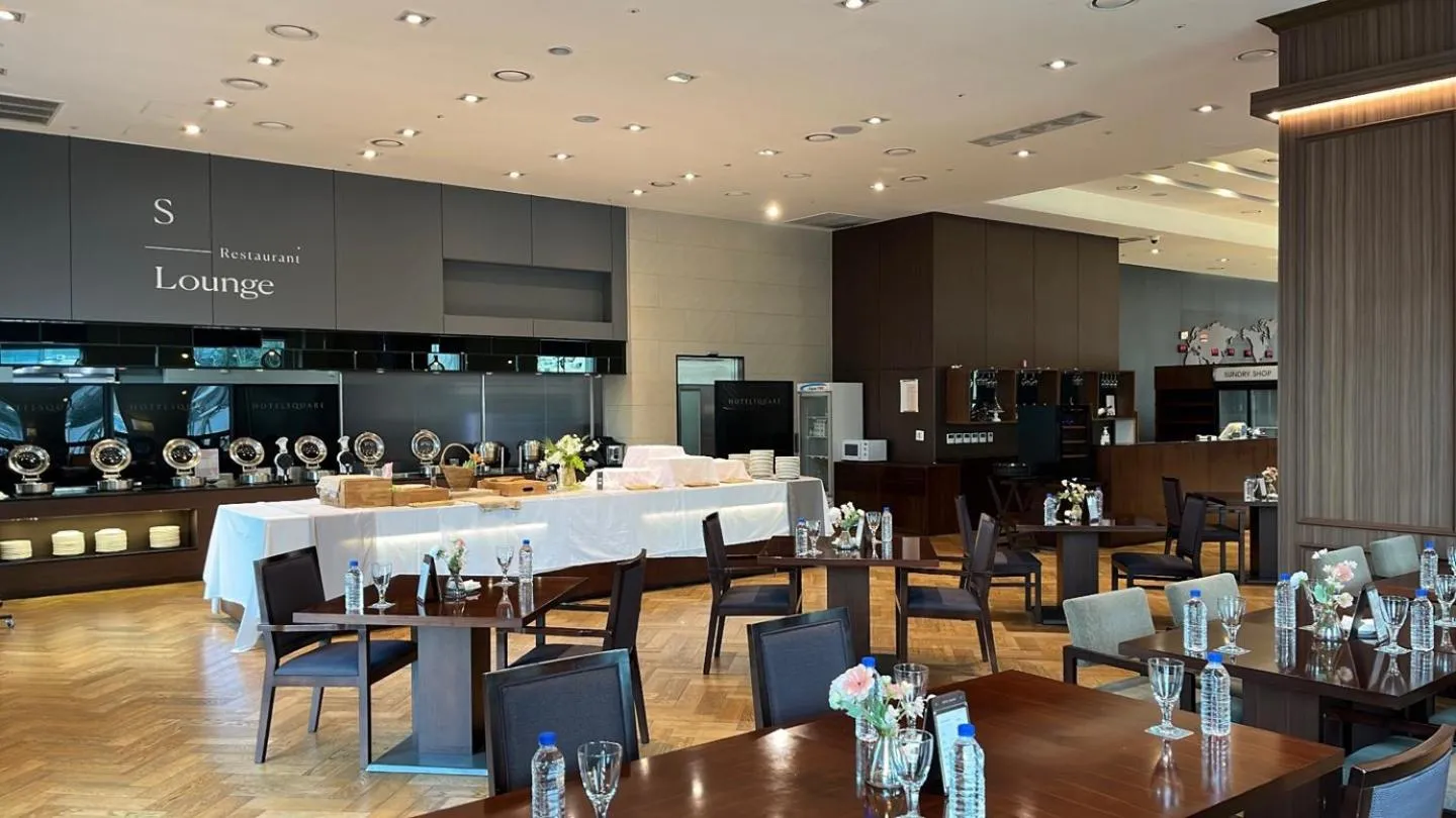 Buffet breakfast in Hotel Square Ansan