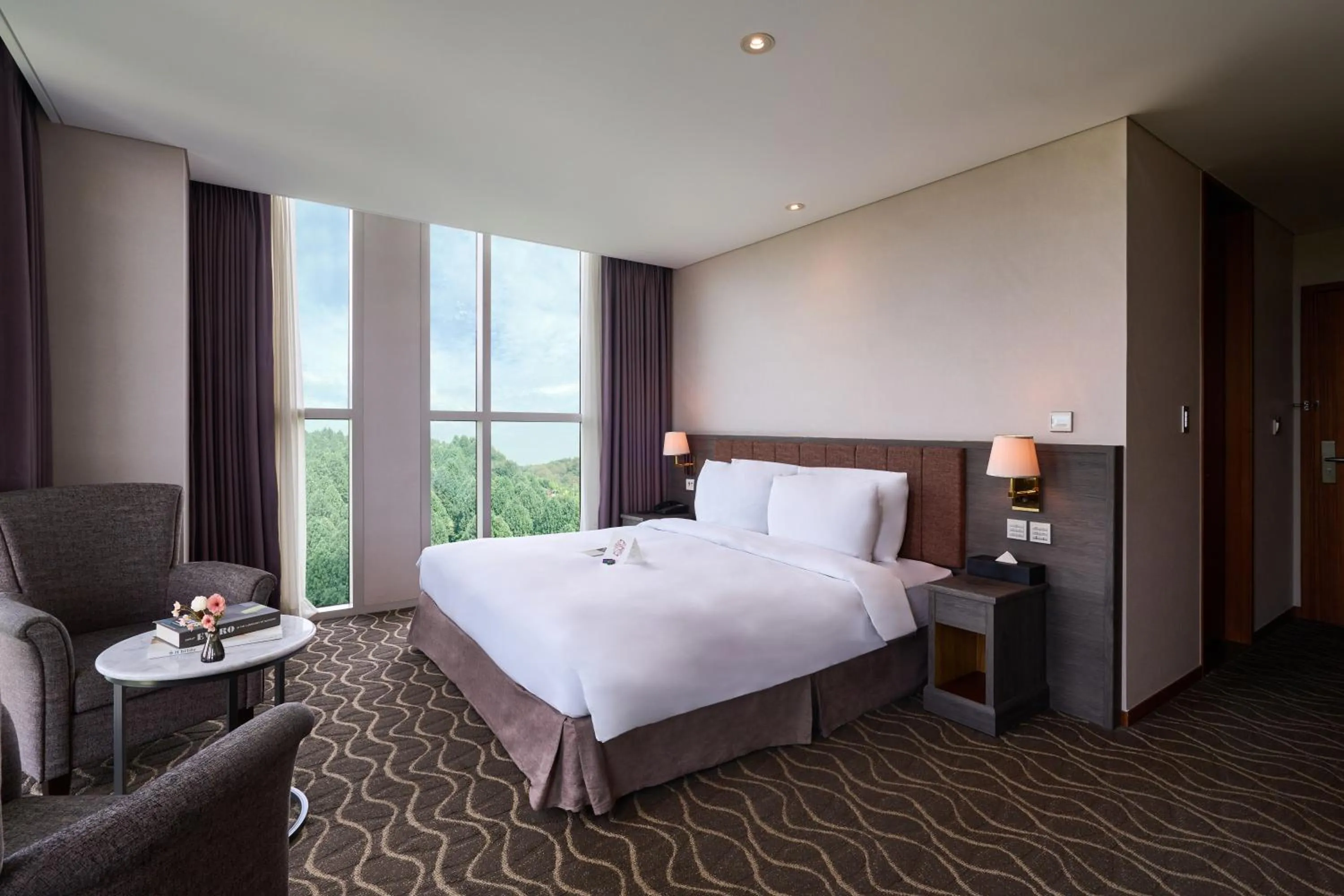 Area and facilities, Bed in Hotel Square Ansan