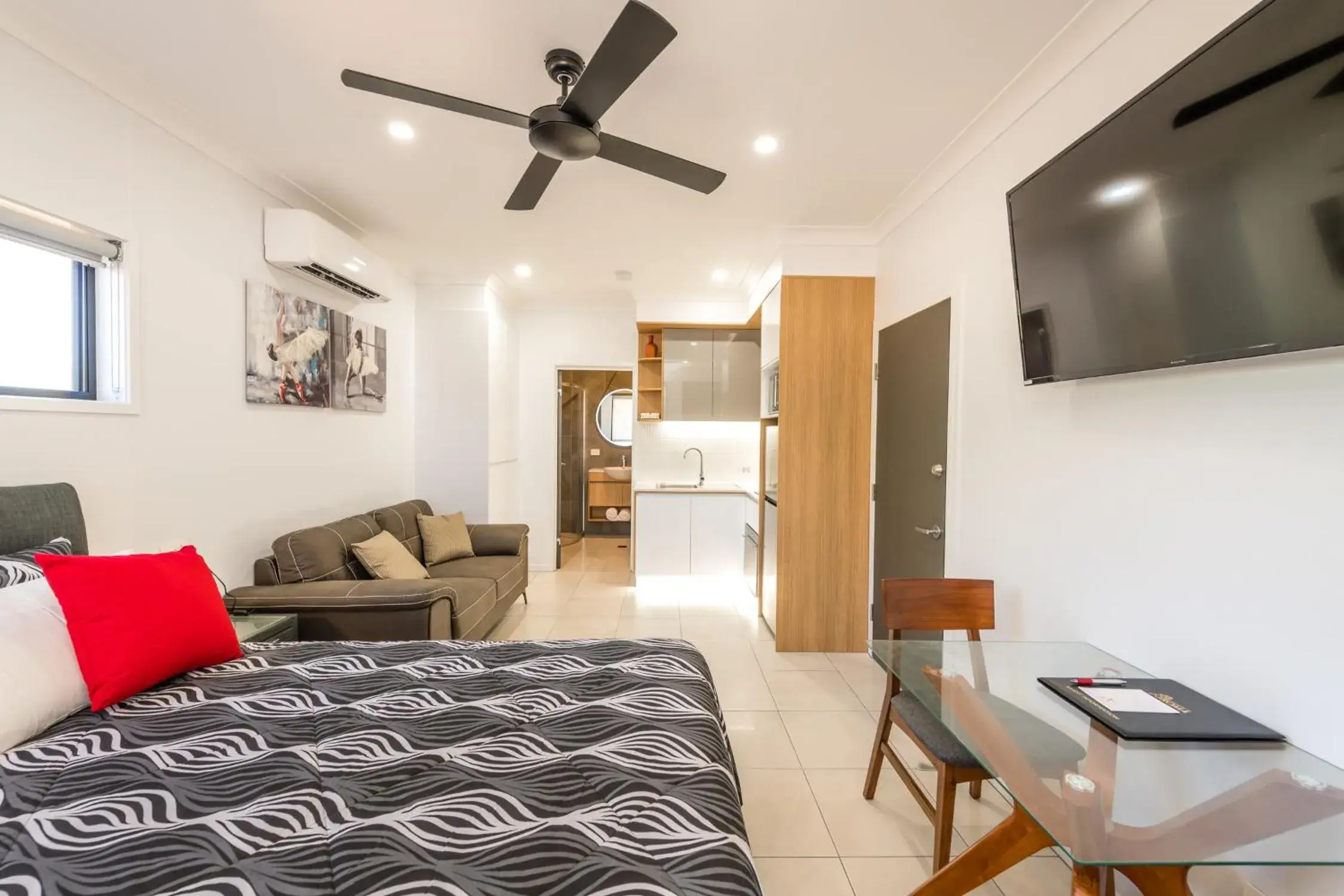 King Spa Studio - NOT Pet Friendly in Athena Studio Units King Spa Studio - NOT Pet Friendly in Athena Studio Units