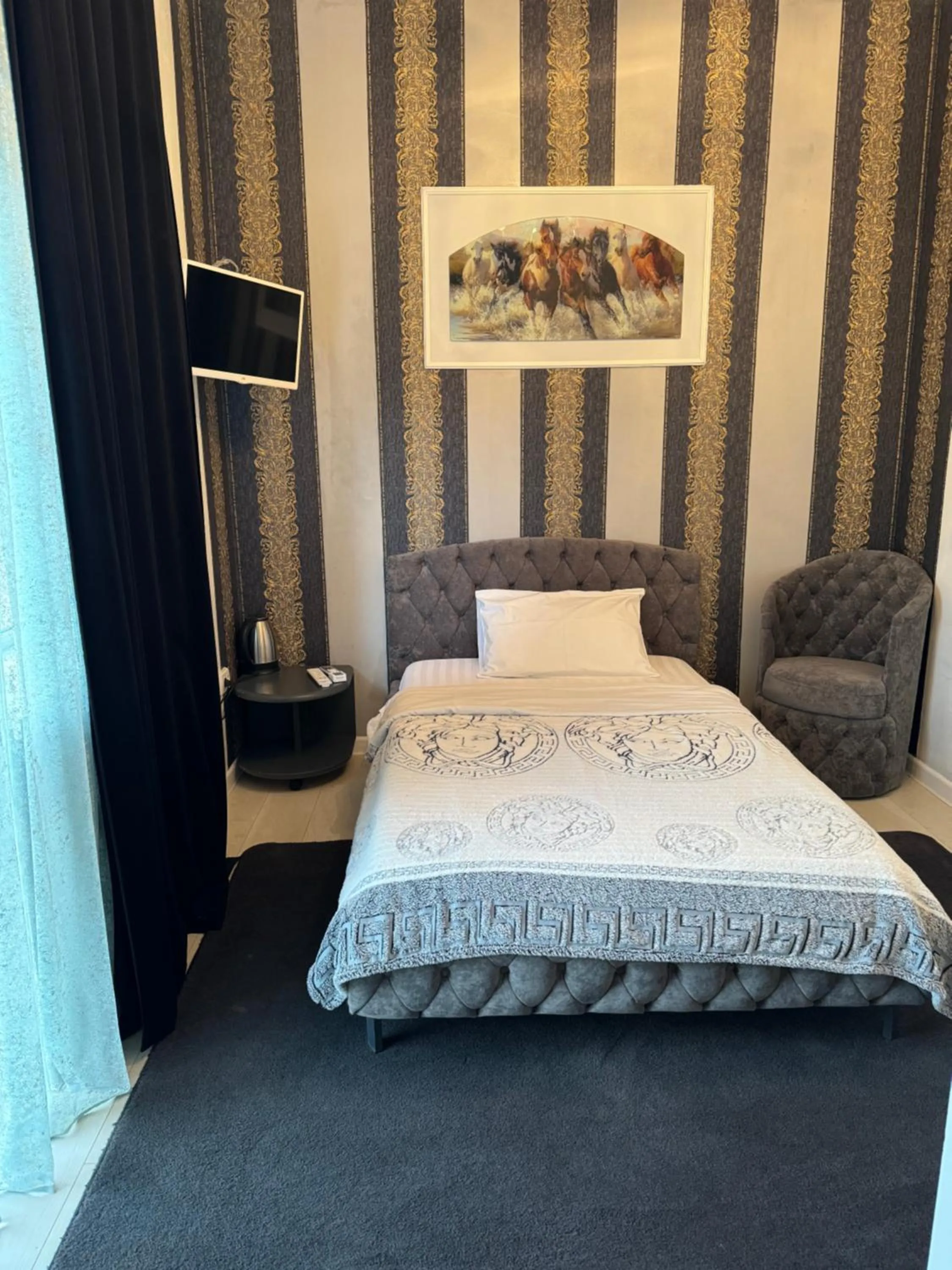 Bed in Diamond Hotel