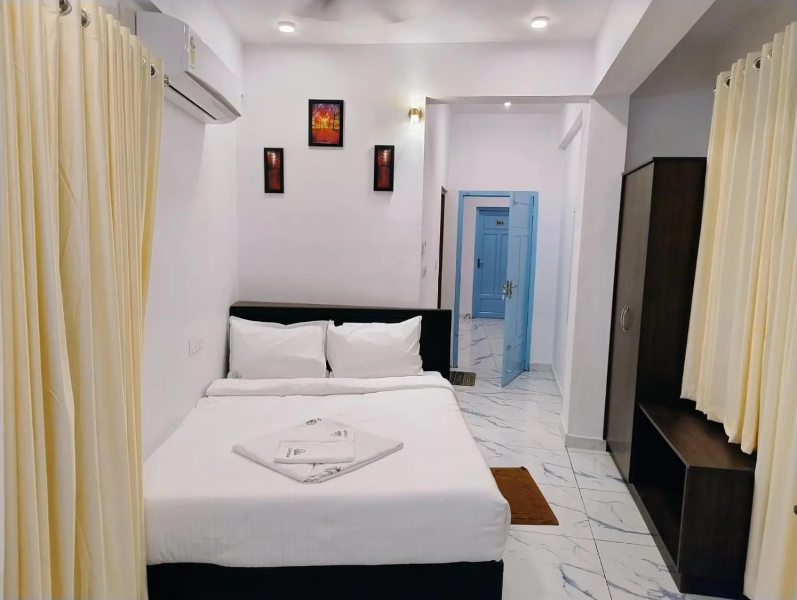 Bed in Gulmohar Varkala