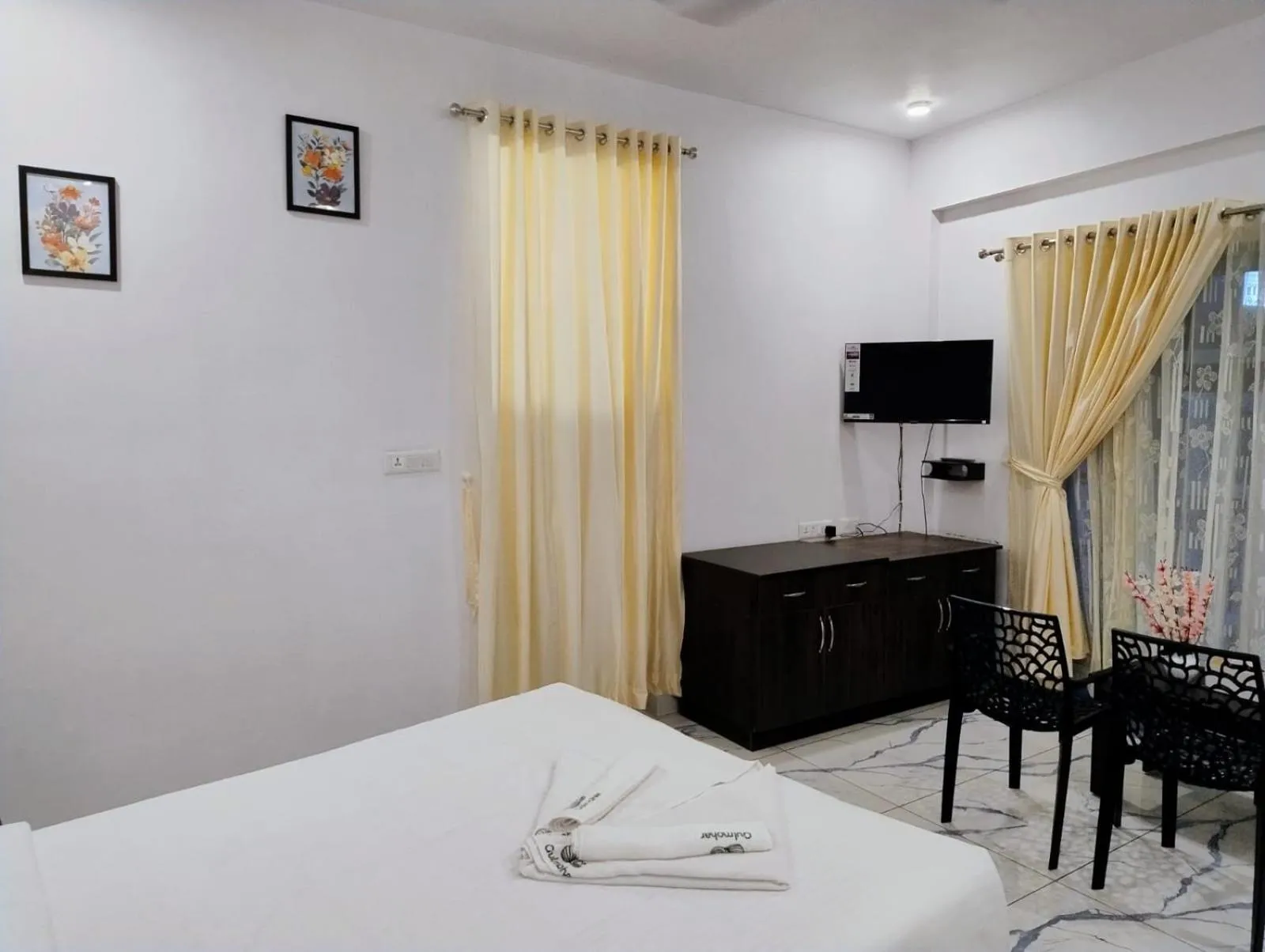 Bed in Gulmohar Varkala