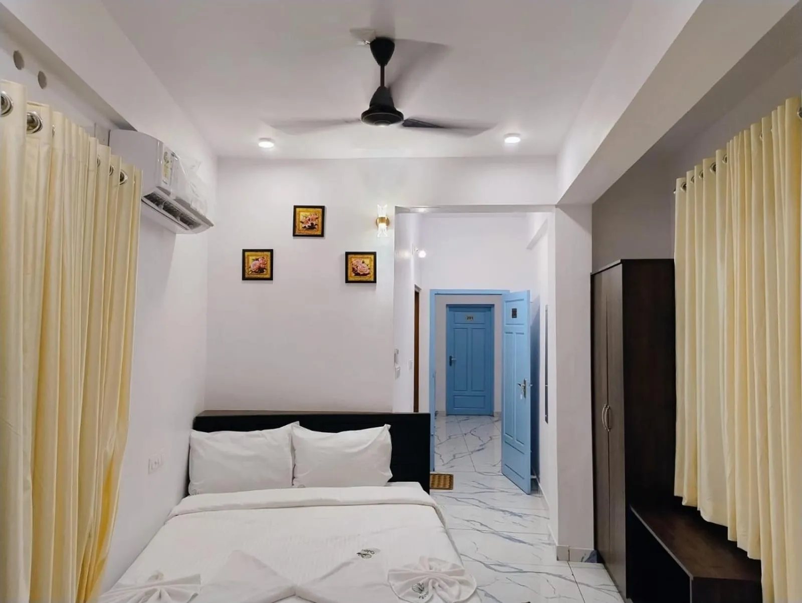 Bed in Gulmohar Varkala