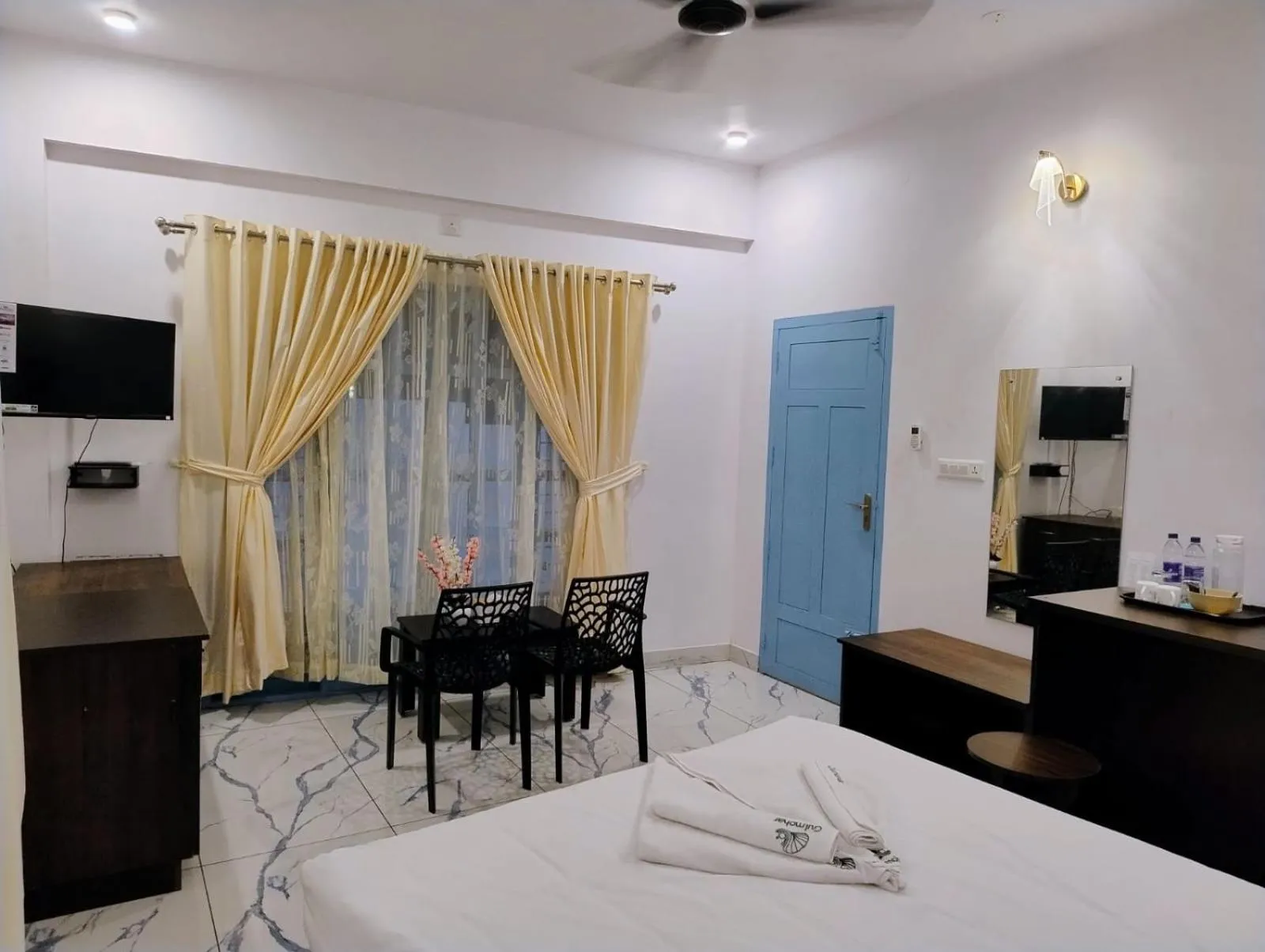 Bed in Gulmohar Varkala